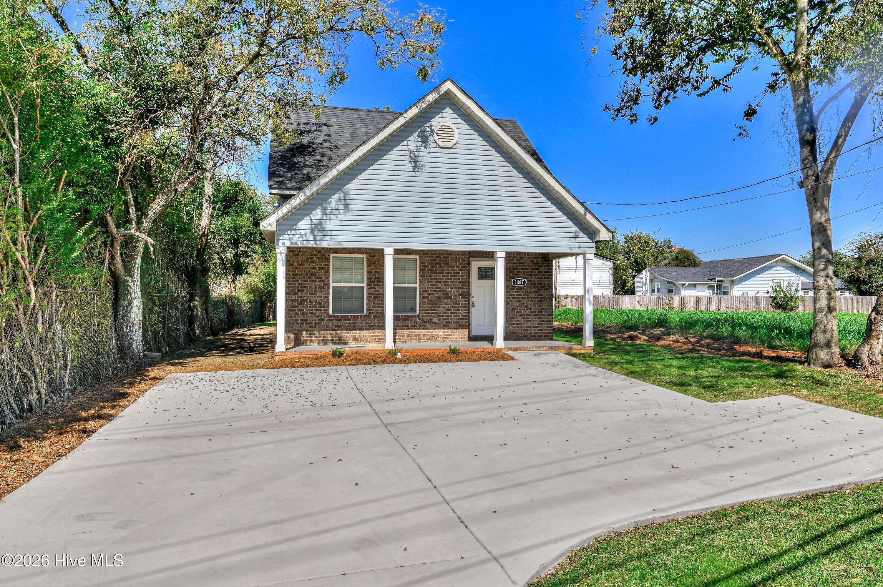 1807 Old Savannah Road Property Photo 1