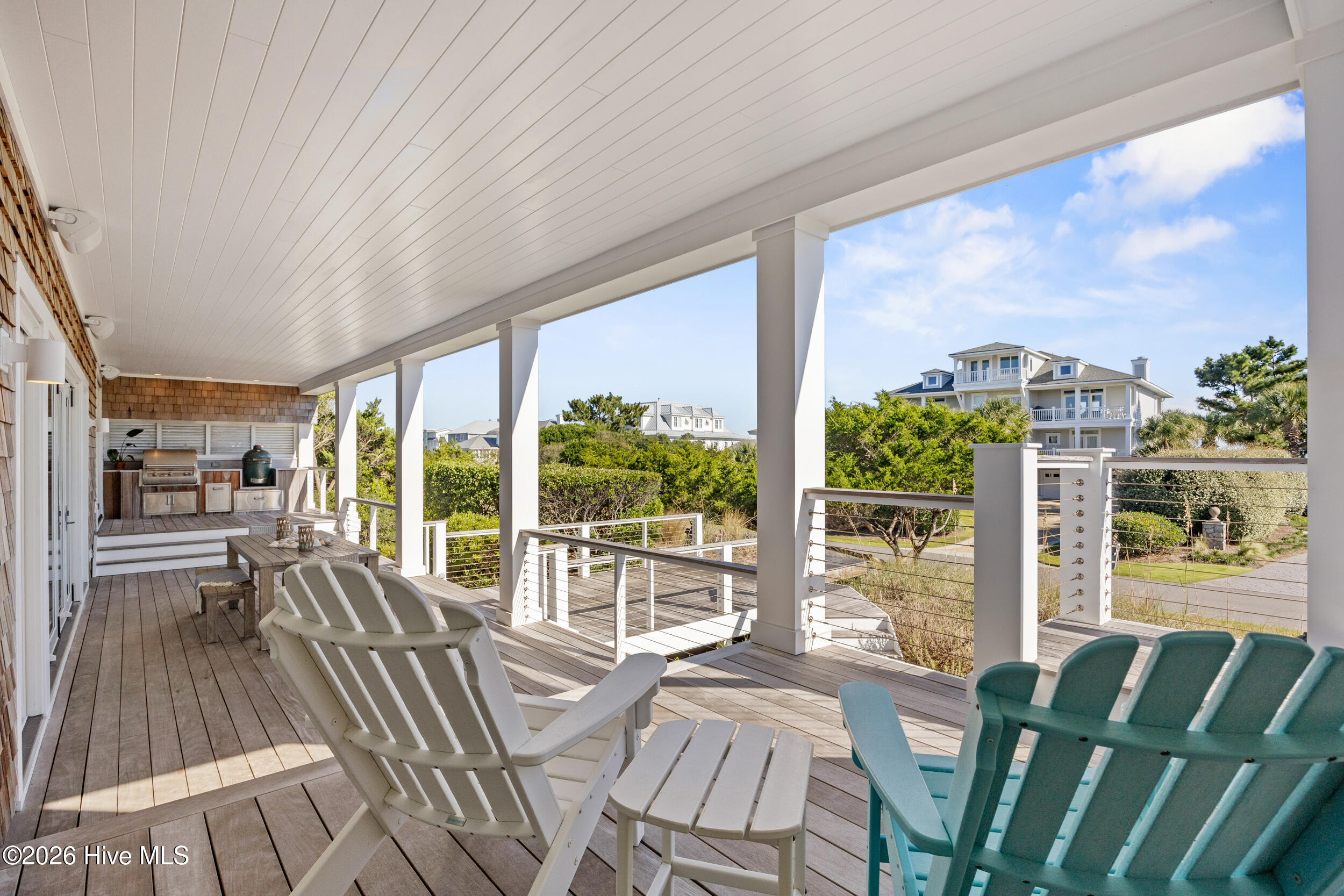 416 Beach Road N Property Photo 42