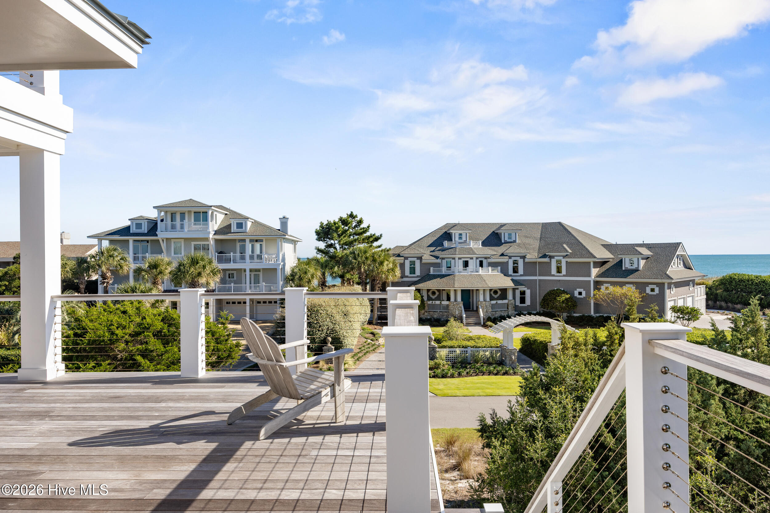 416 Beach Road N Property Photo 65