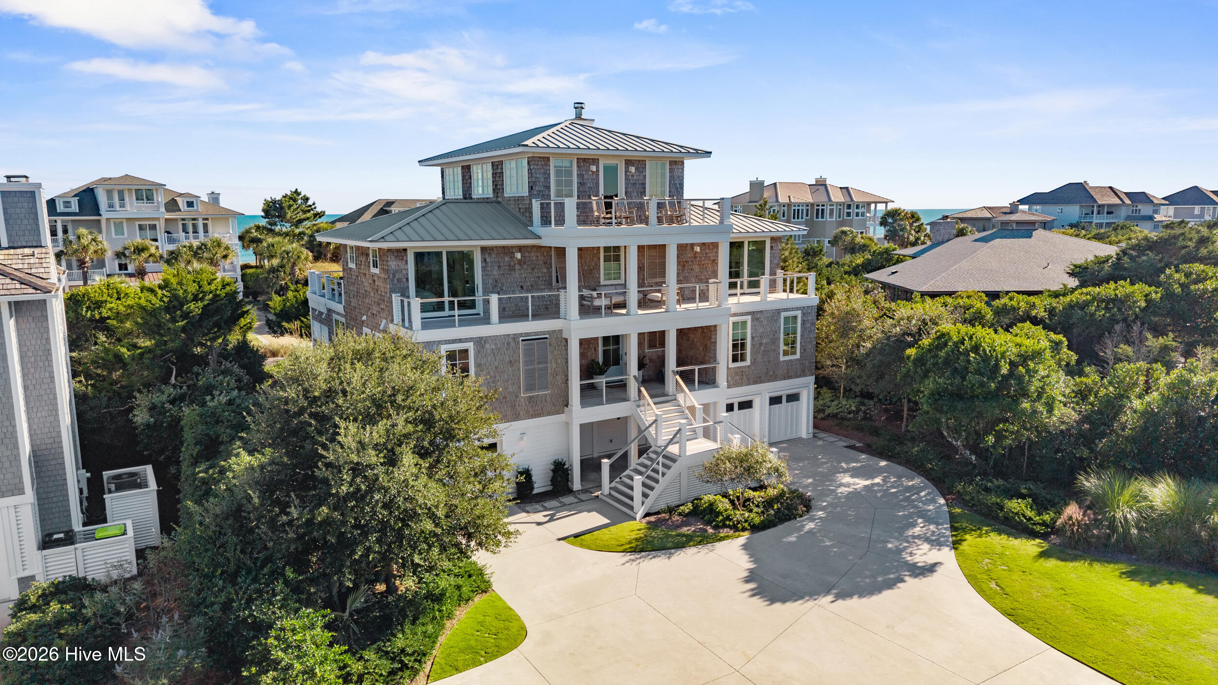 416 Beach Road N Property Photo 111