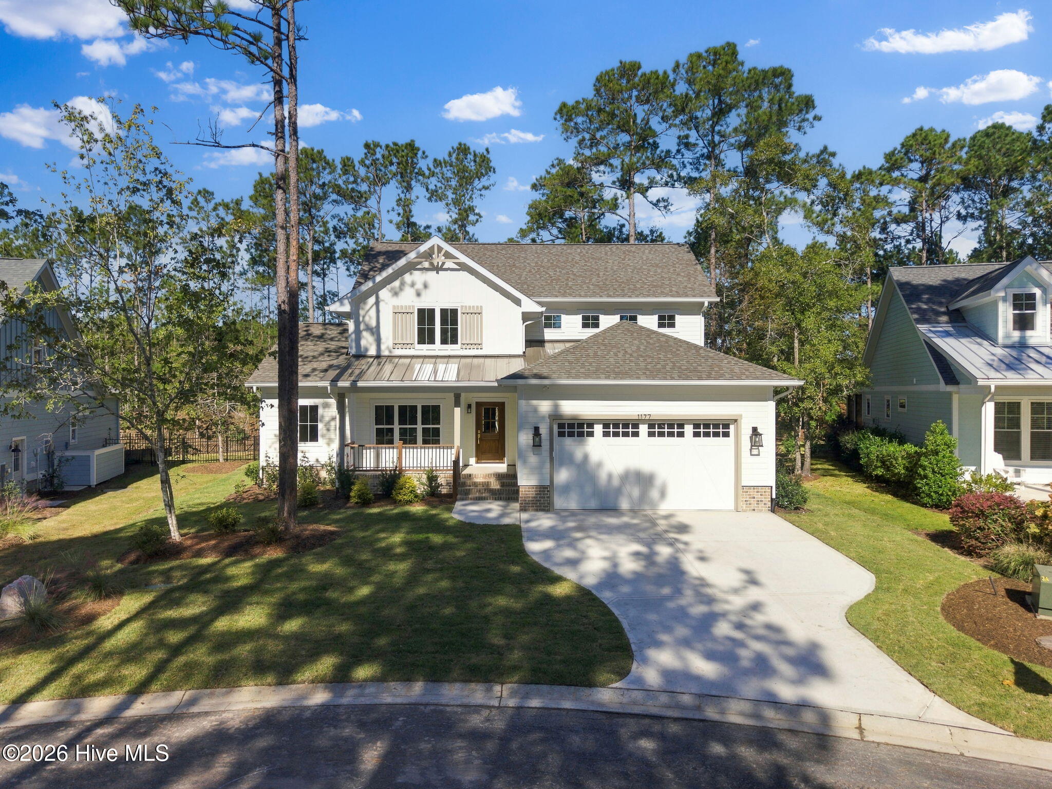 1177 Woodbridge Lane Se Property Photo 1