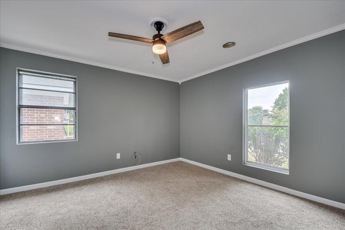 220 Highview Way Property Photo 14
