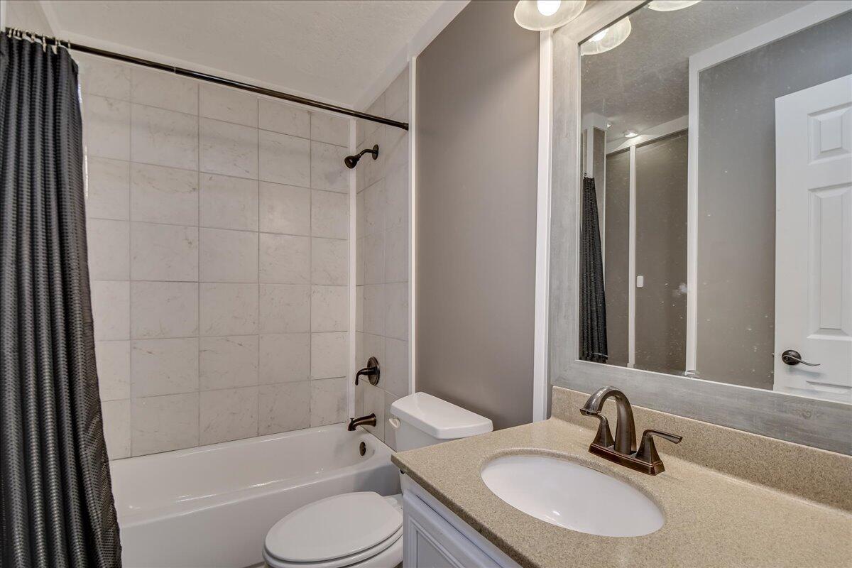 220 Highview Way Property Photo 21