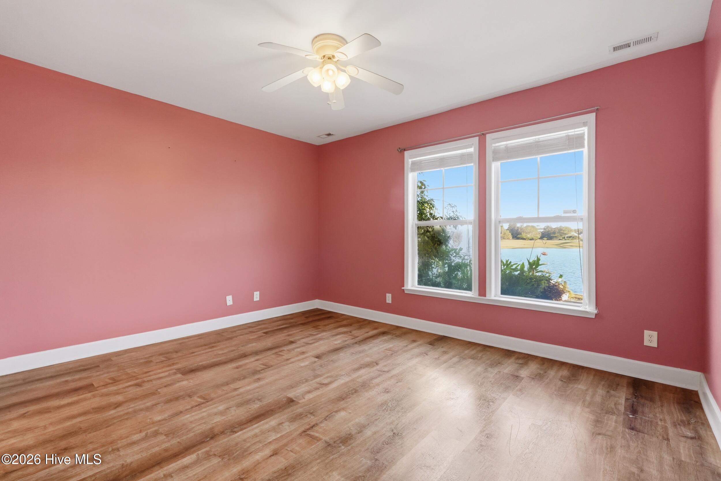 4004 Norseman Loop Unit 4 Property Photo 15