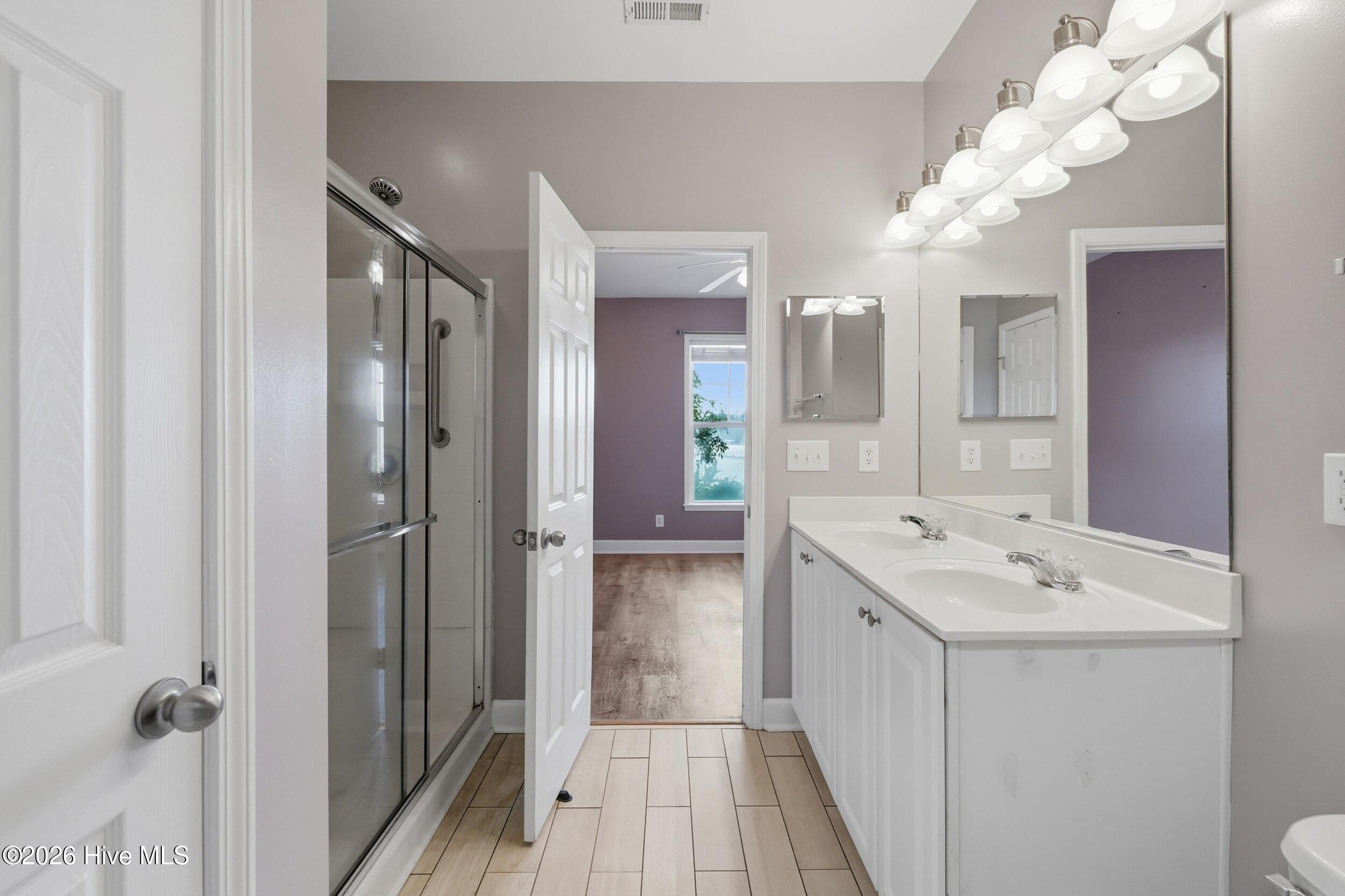 4004 Norseman Loop Unit 4 Property Photo 20
