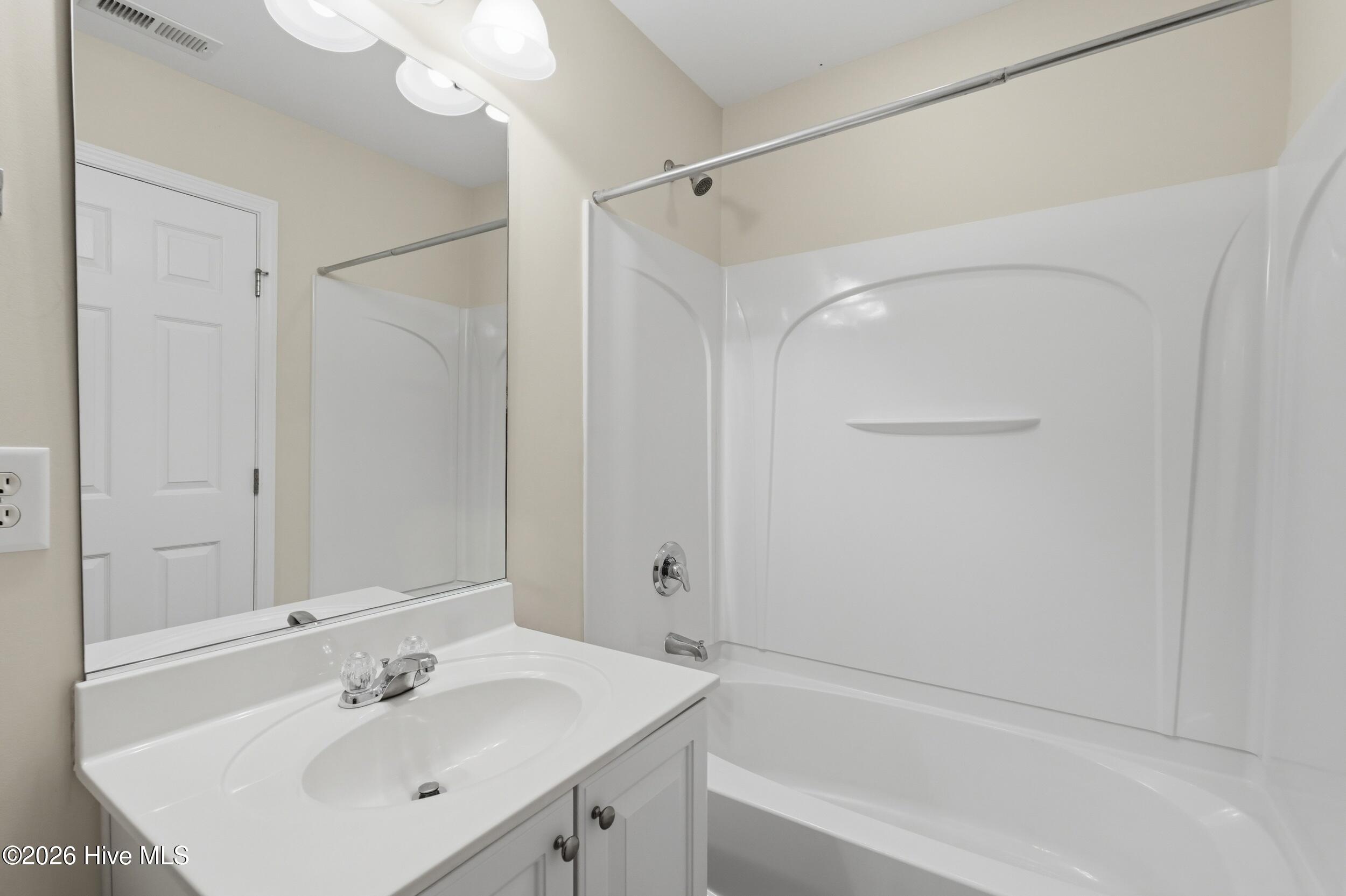 4004 Norseman Loop Unit 4 Property Photo 37