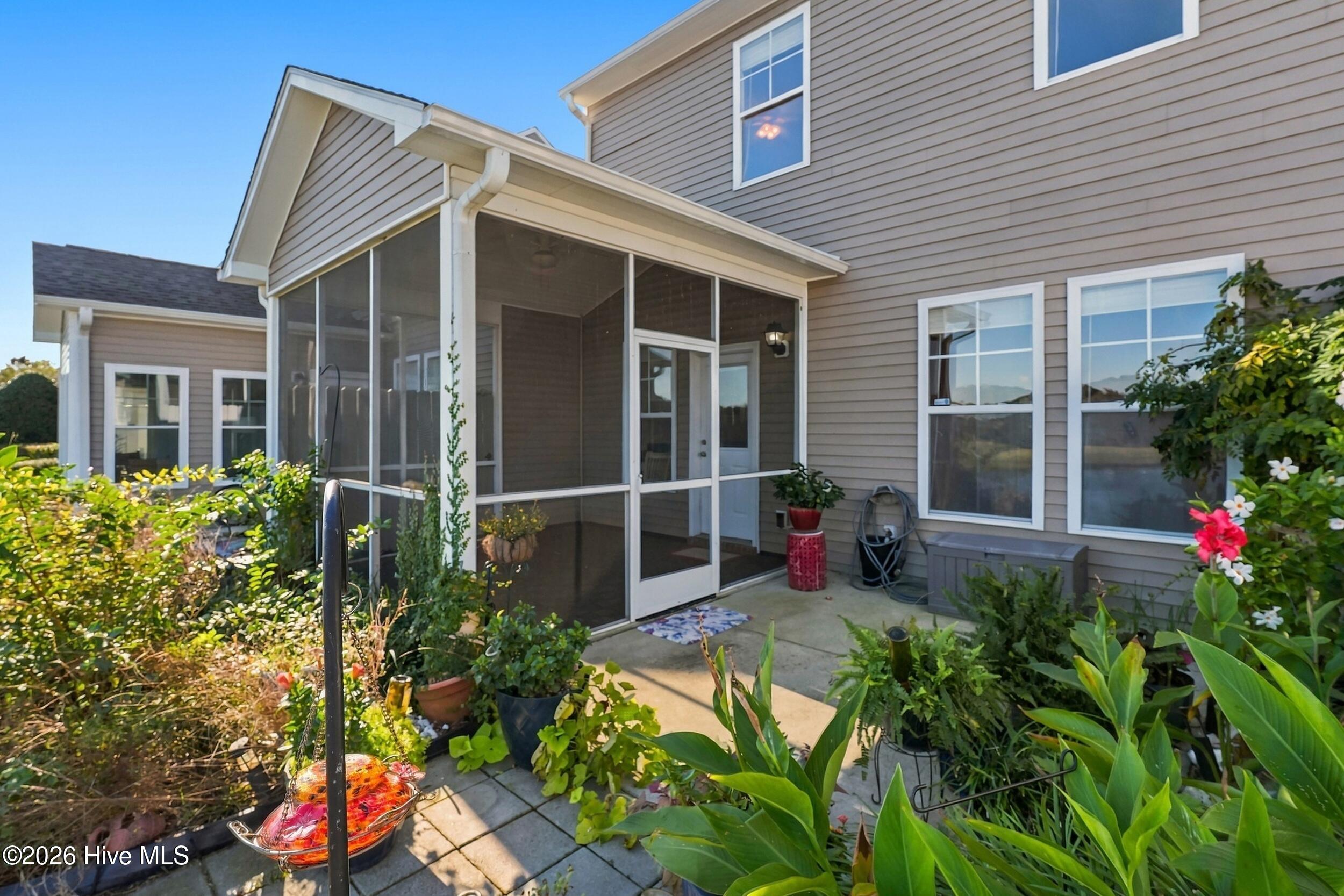 4004 Norseman Loop Unit 4 Property Photo 44