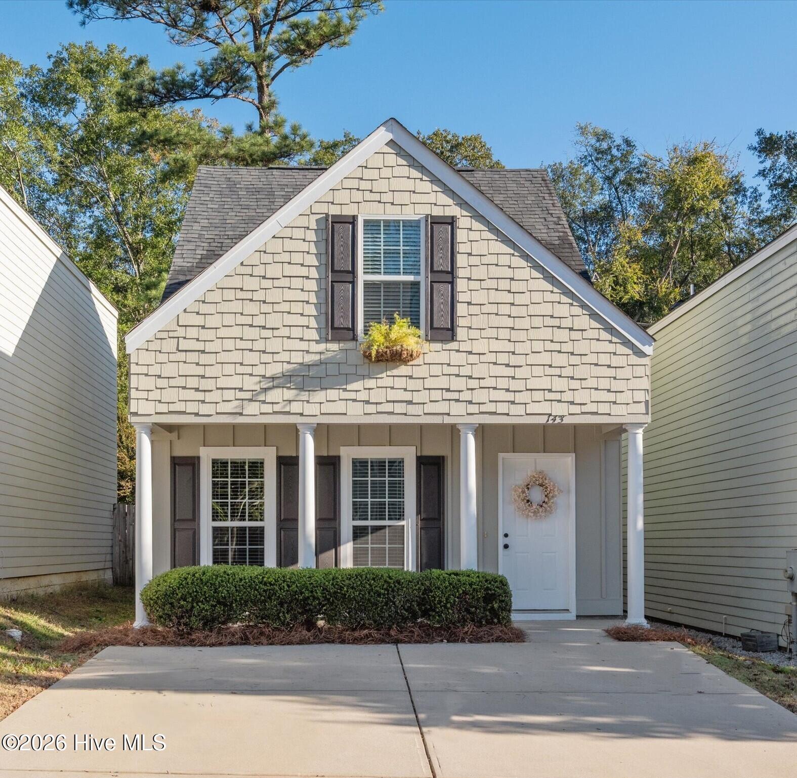 143 Village Run Property Photo 1