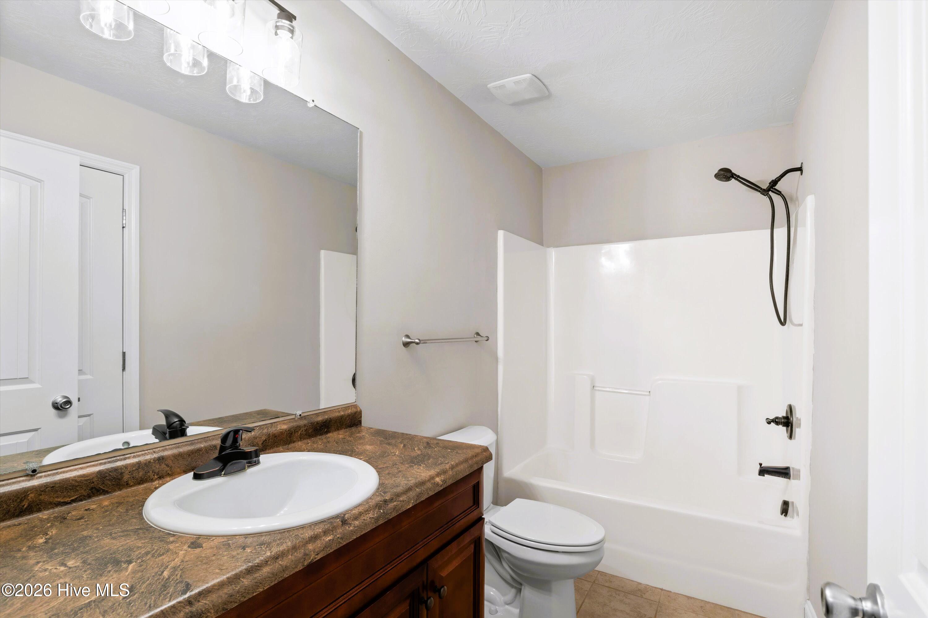 143 Village Run Property Photo 16