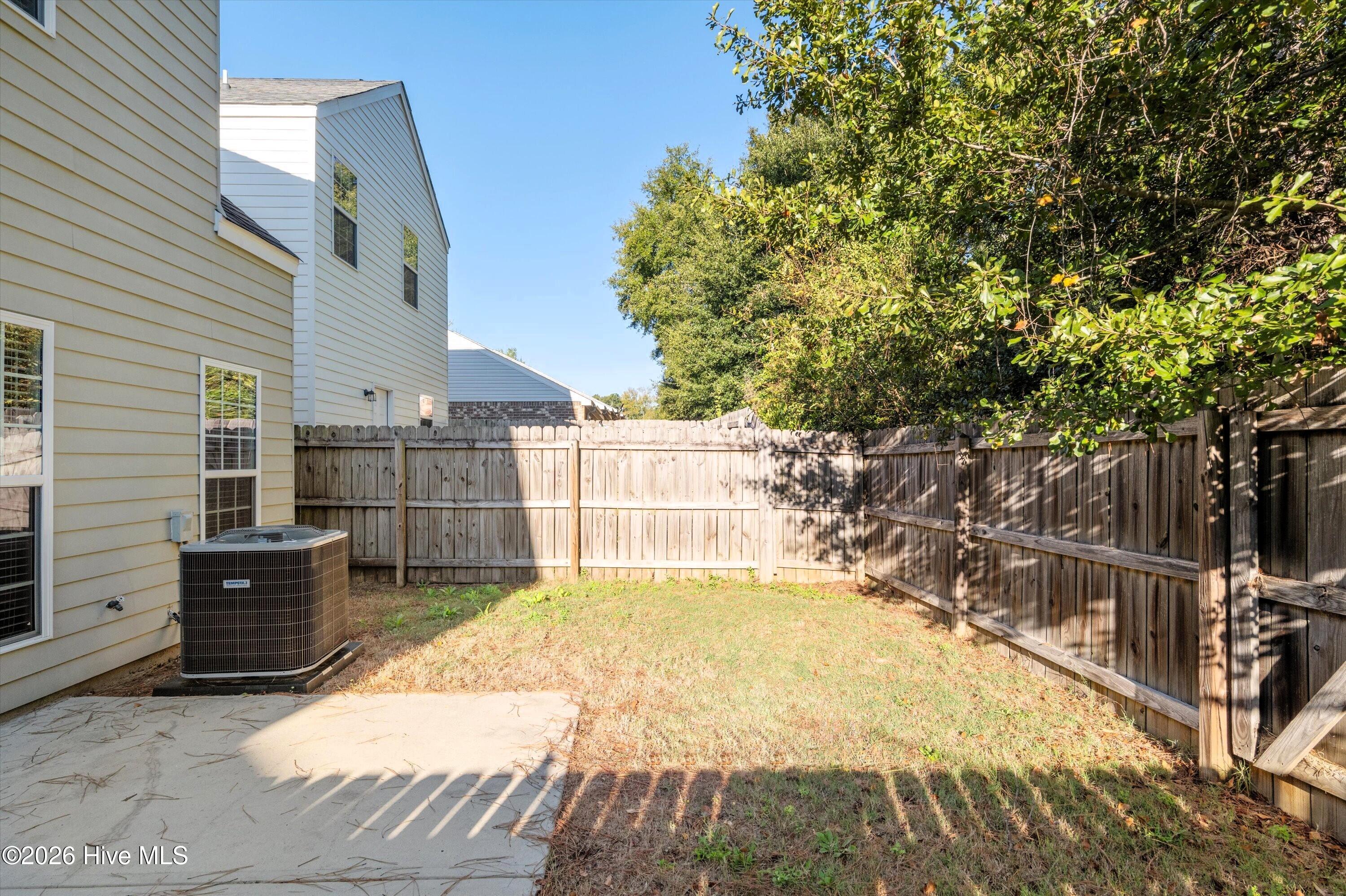 143 Village Run Property Photo 18