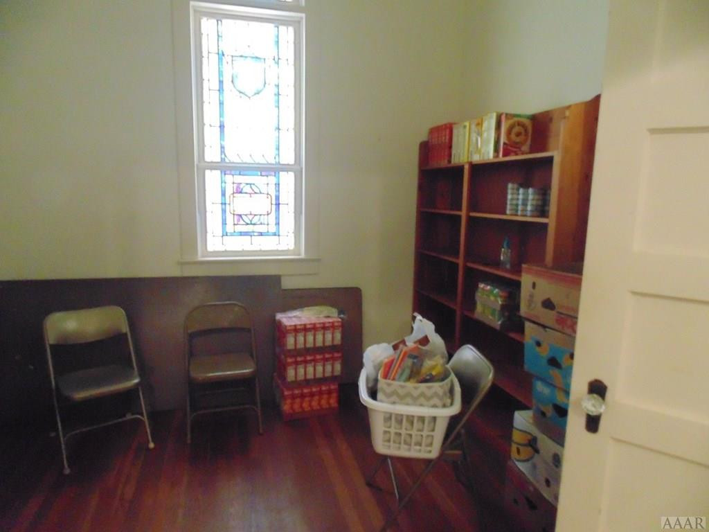 209 W Academy Street Property Photo 12