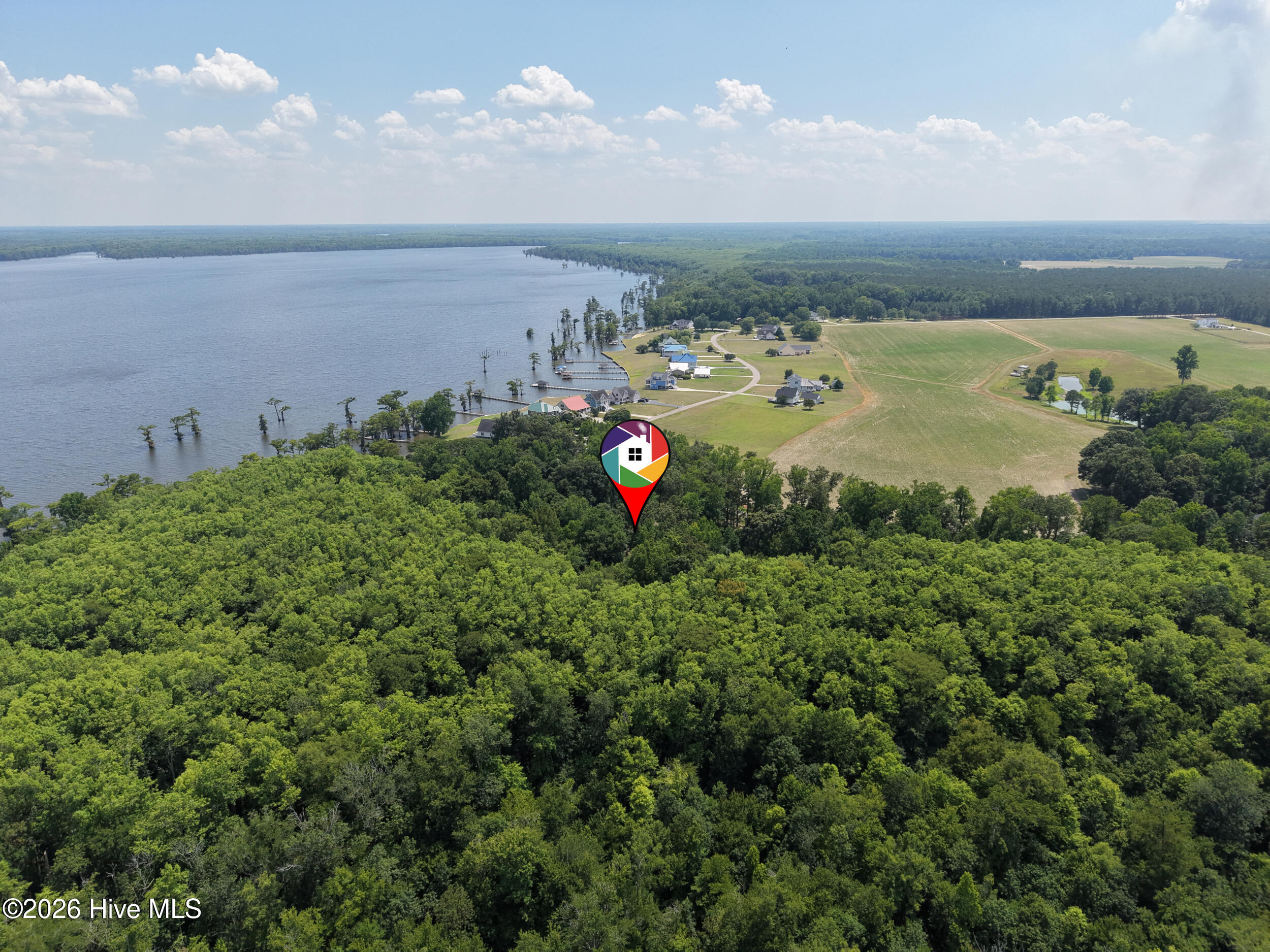 458 32 Batchelor Bay Drive Property Photo 3
