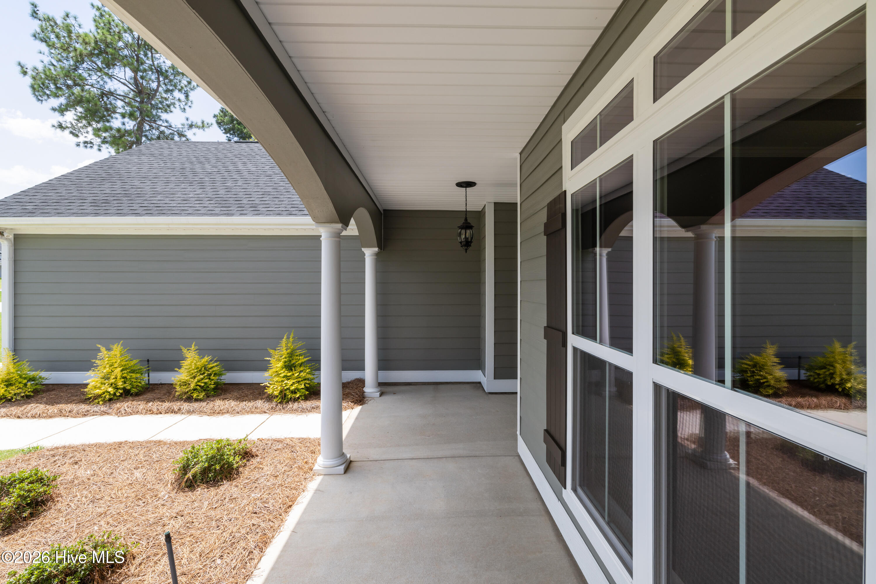 1340 Bellingham Drive Property Photo 4