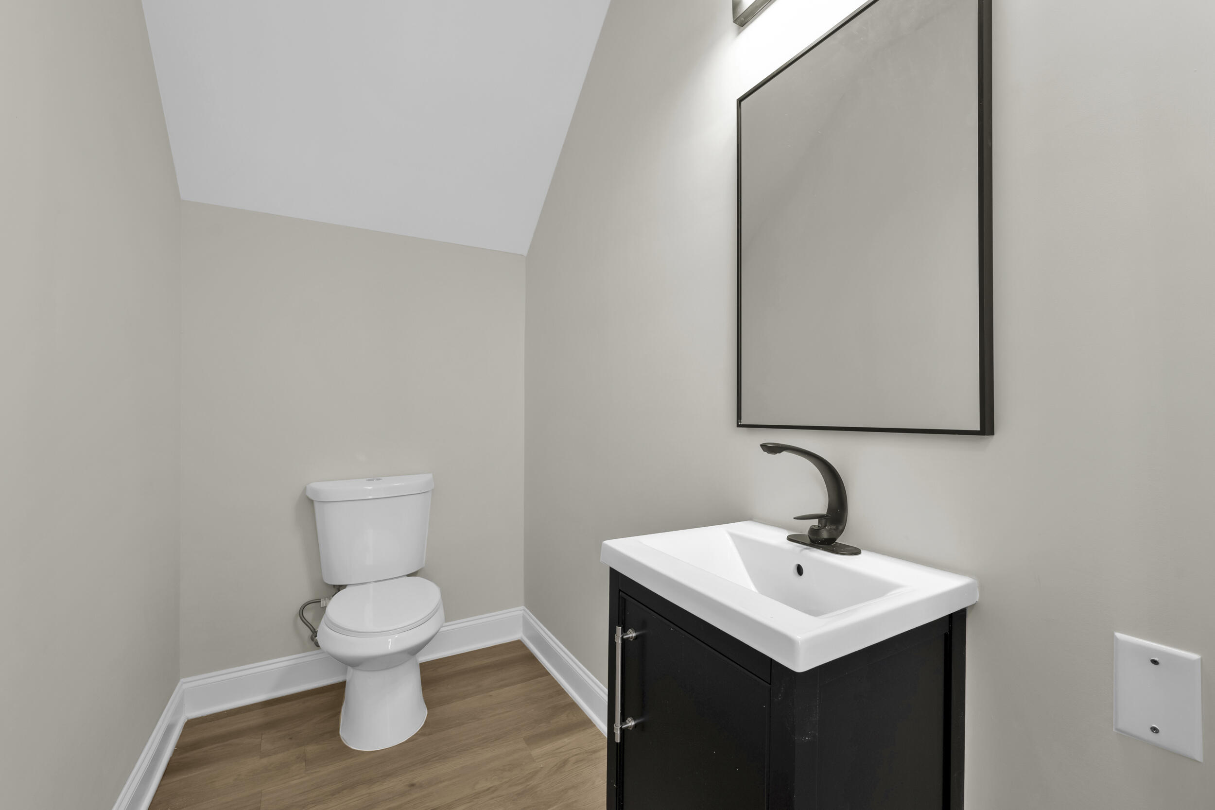1411 Maple Street Property Photo 6