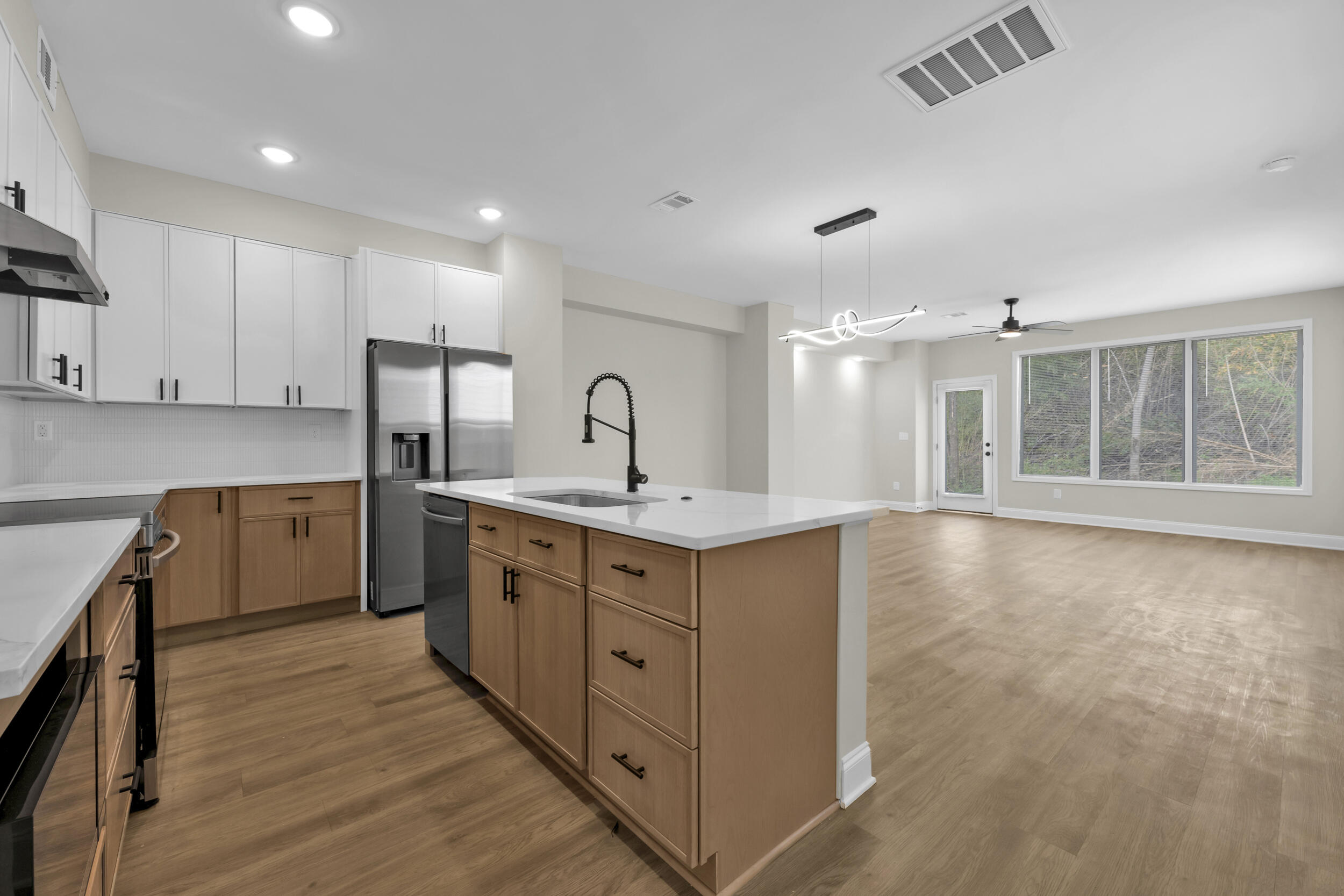 1411 Maple Street Property Photo 7