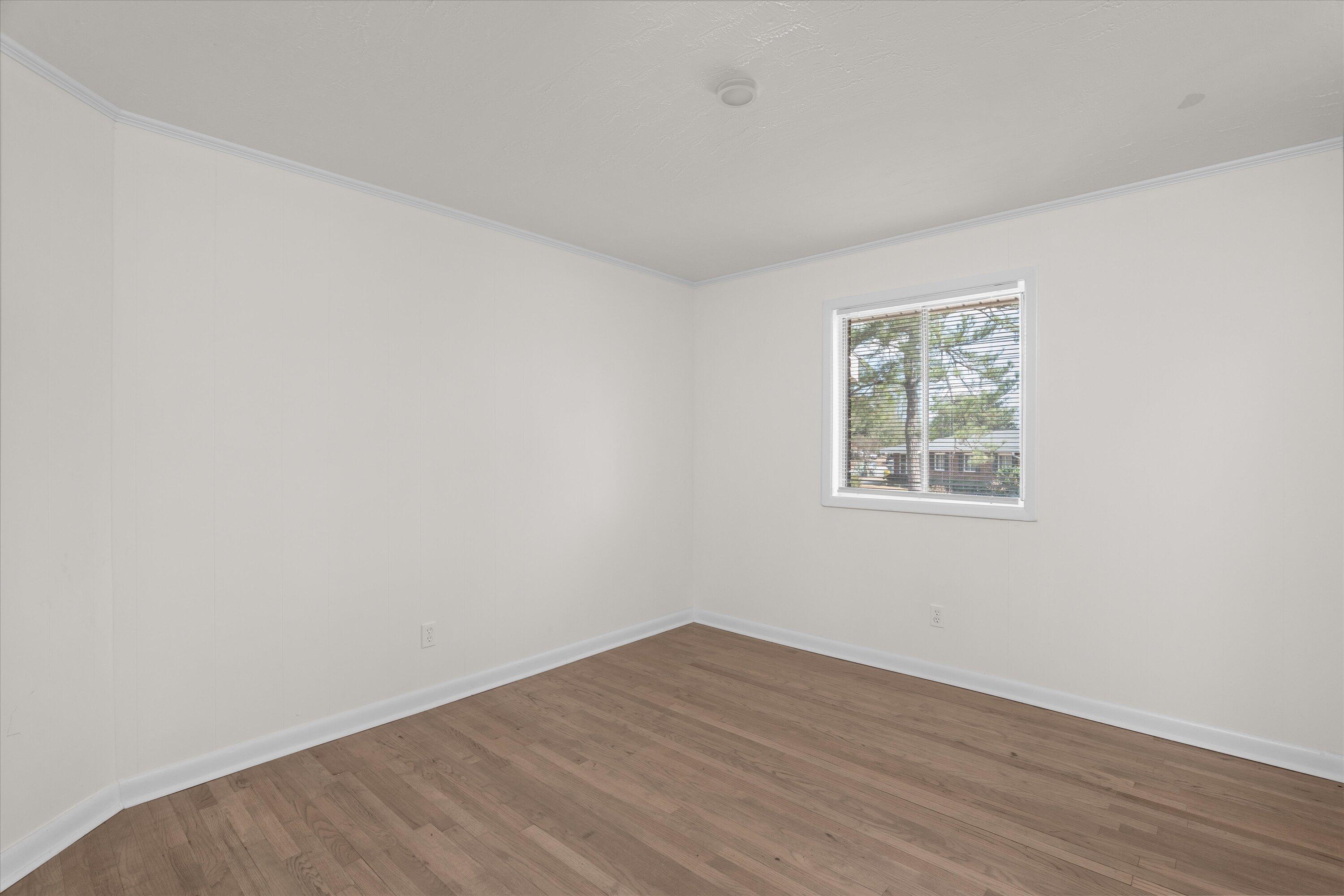 1439 Ridgewood Drive Property Photo 13