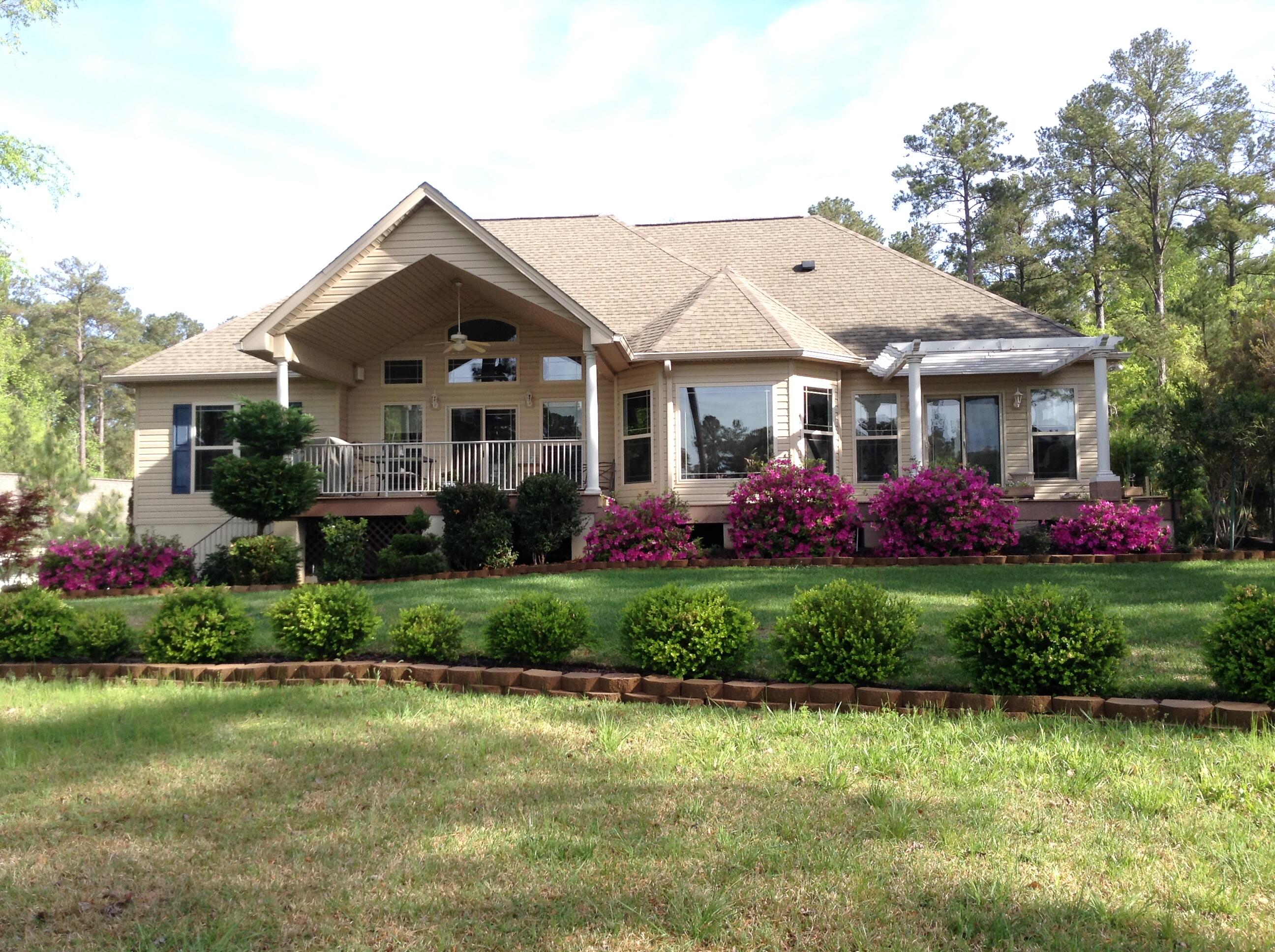 218 Monroe Lane Property Photo 1
