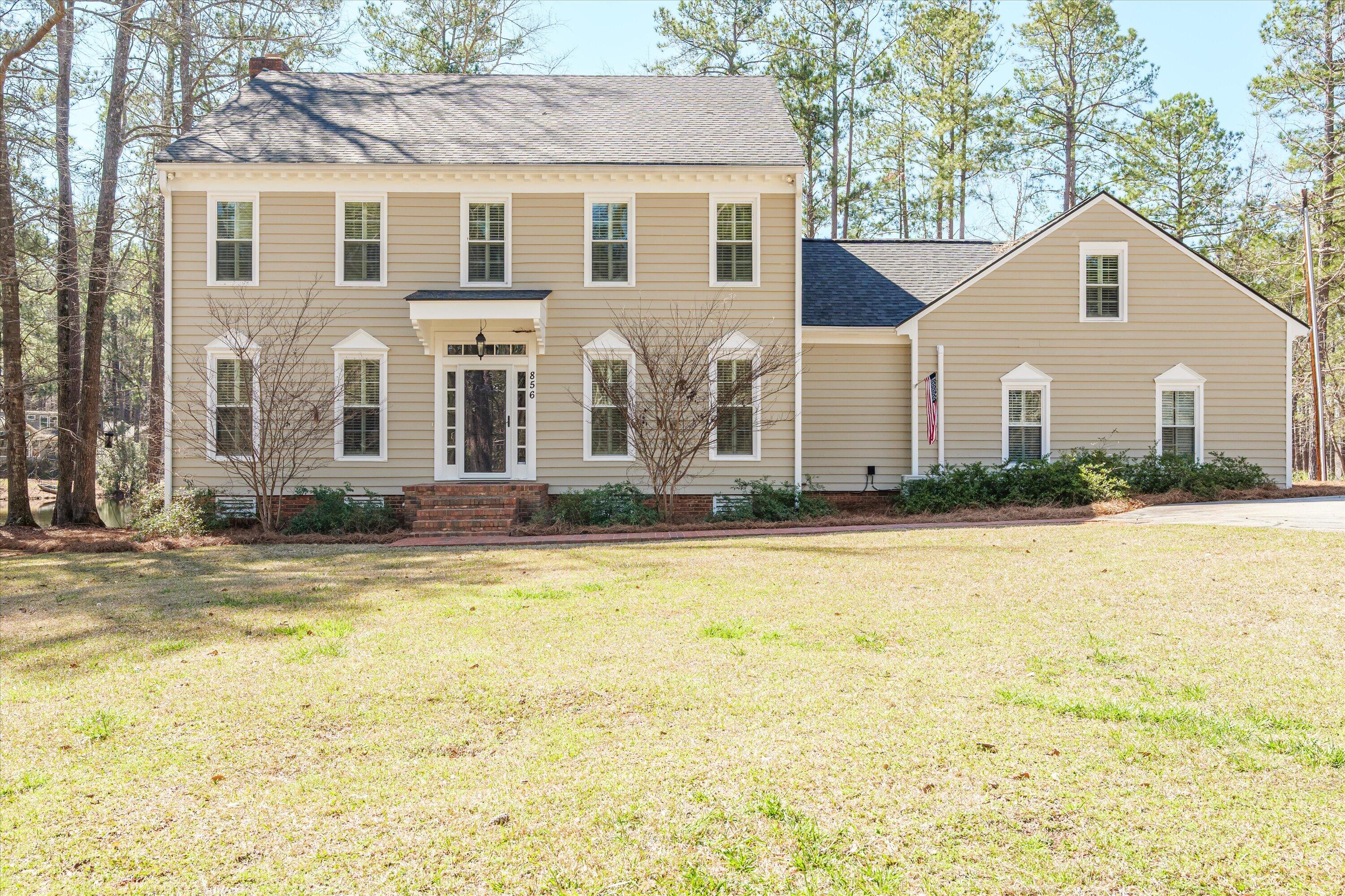 856 Point Comfort Road Property Photo 1