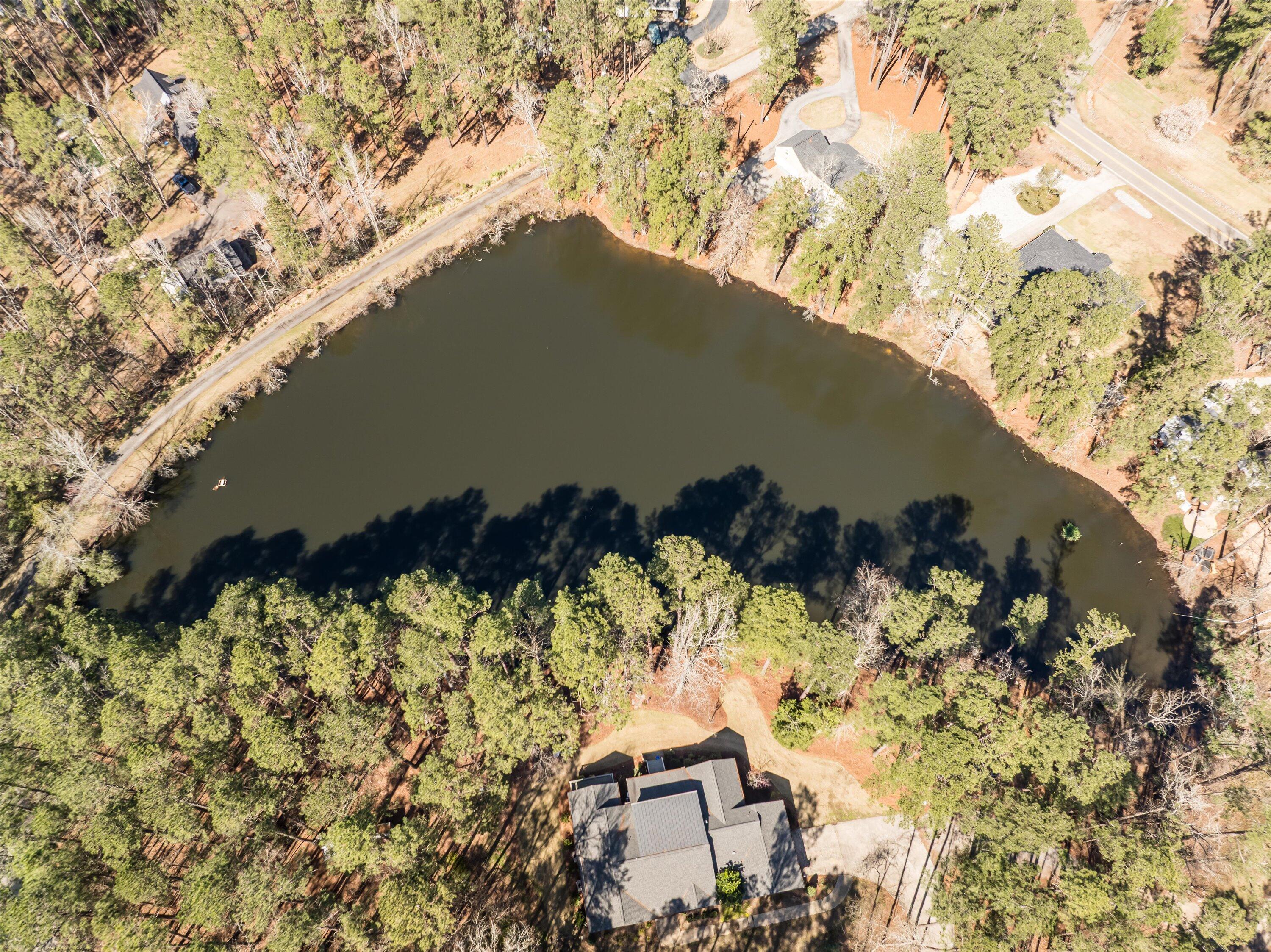 856 Point Comfort Road Property Photo 3