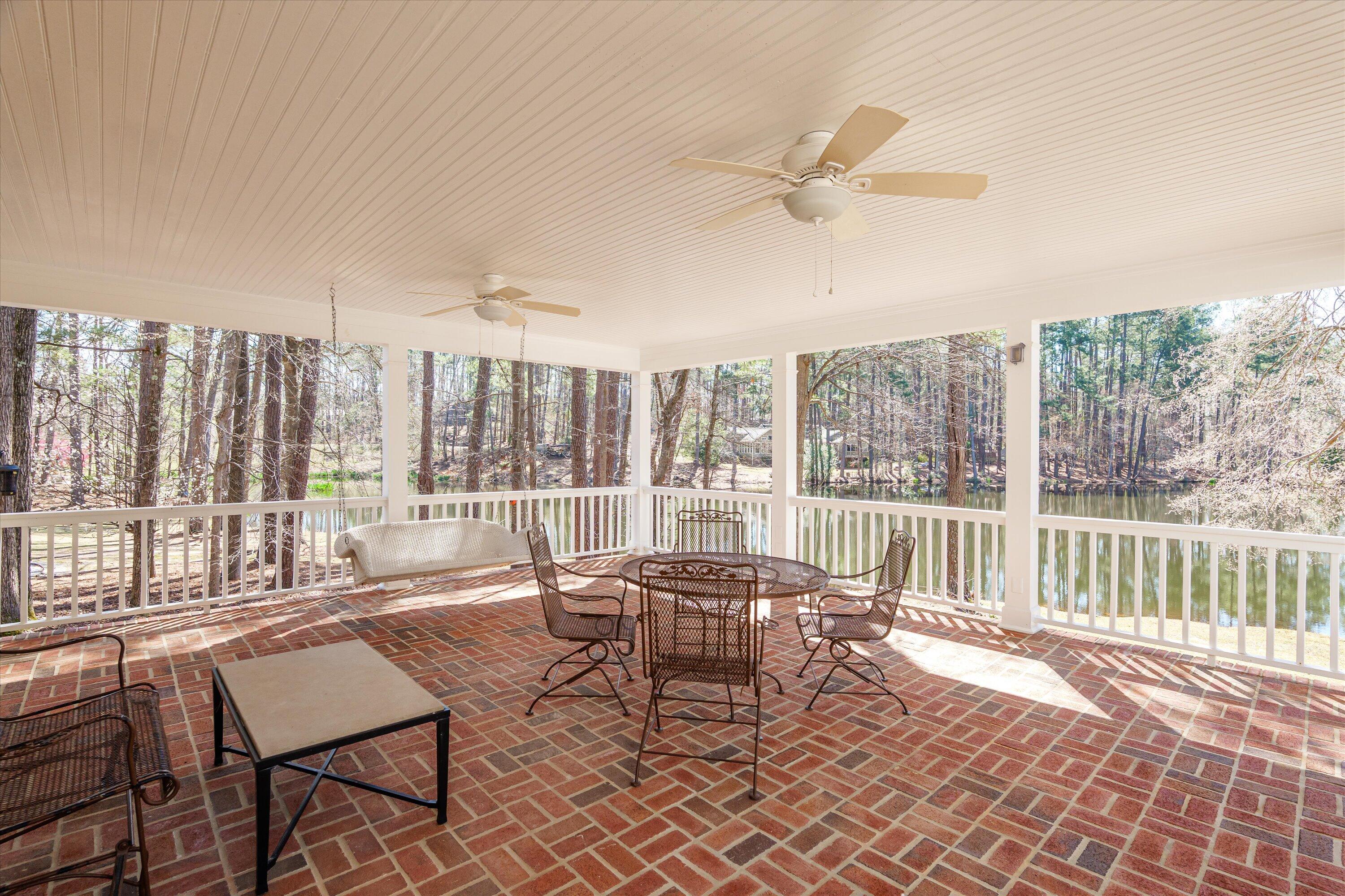 856 Point Comfort Road Property Photo 40