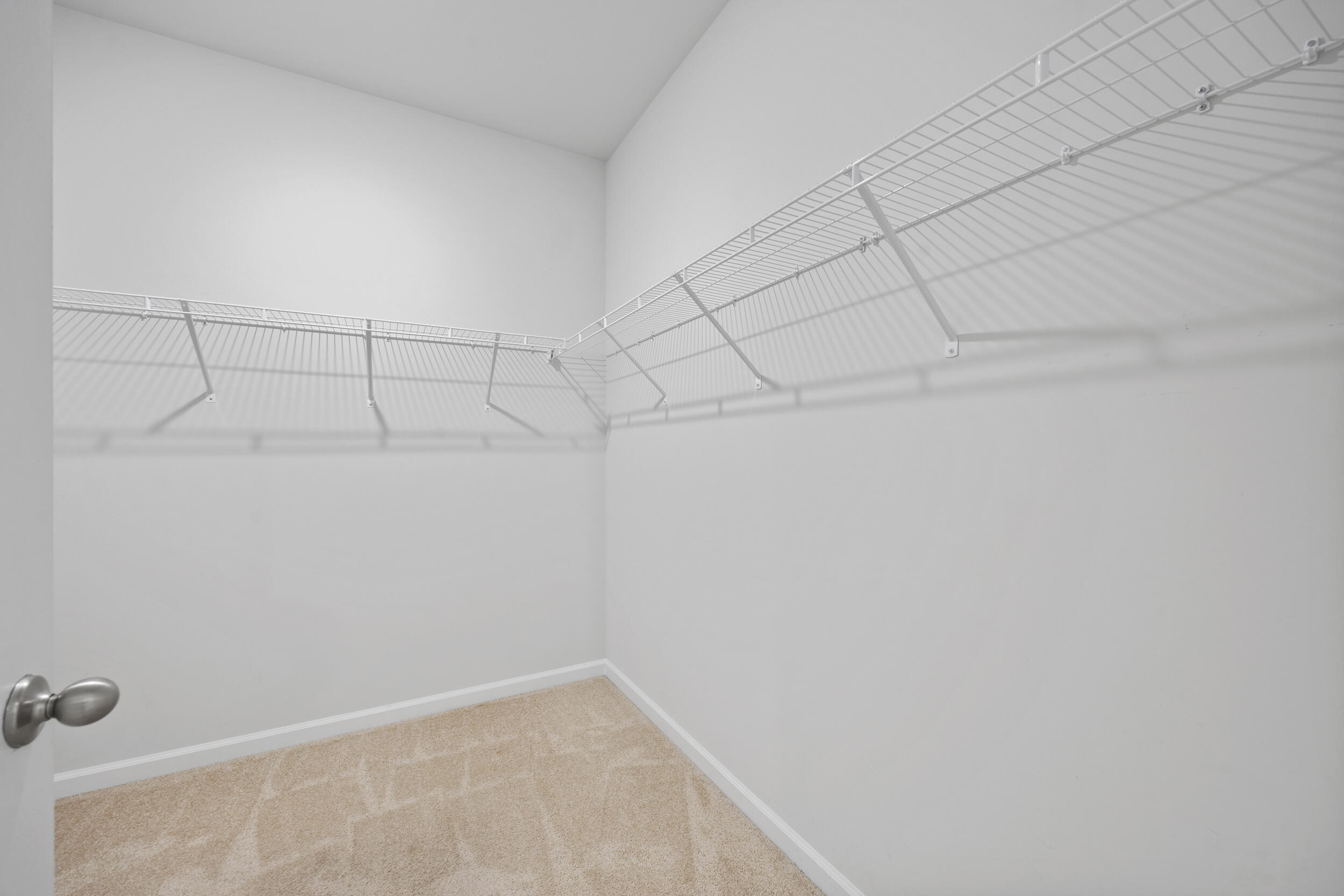 554 Lytham Drive Property Photo 29