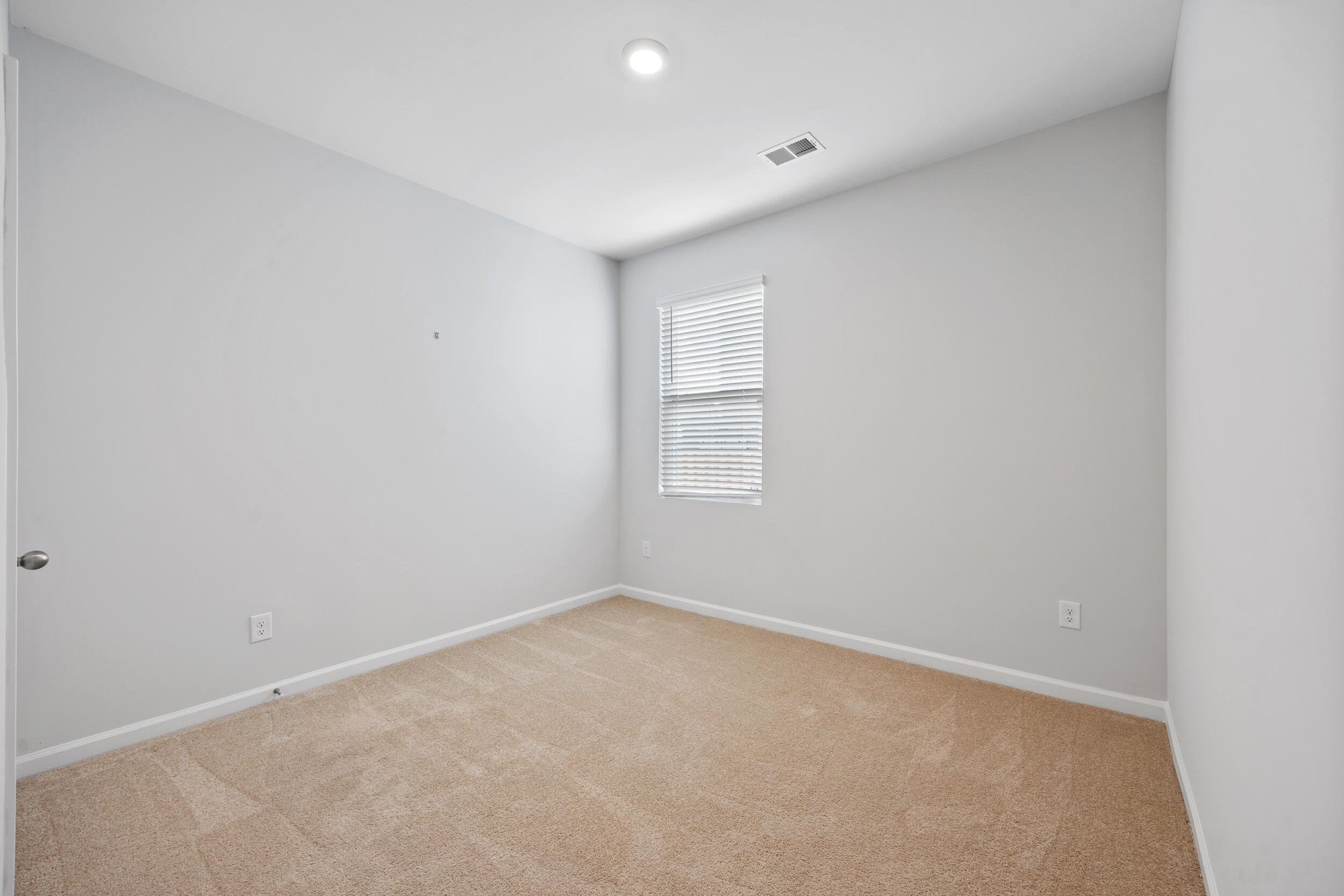554 Lytham Drive Property Photo 31