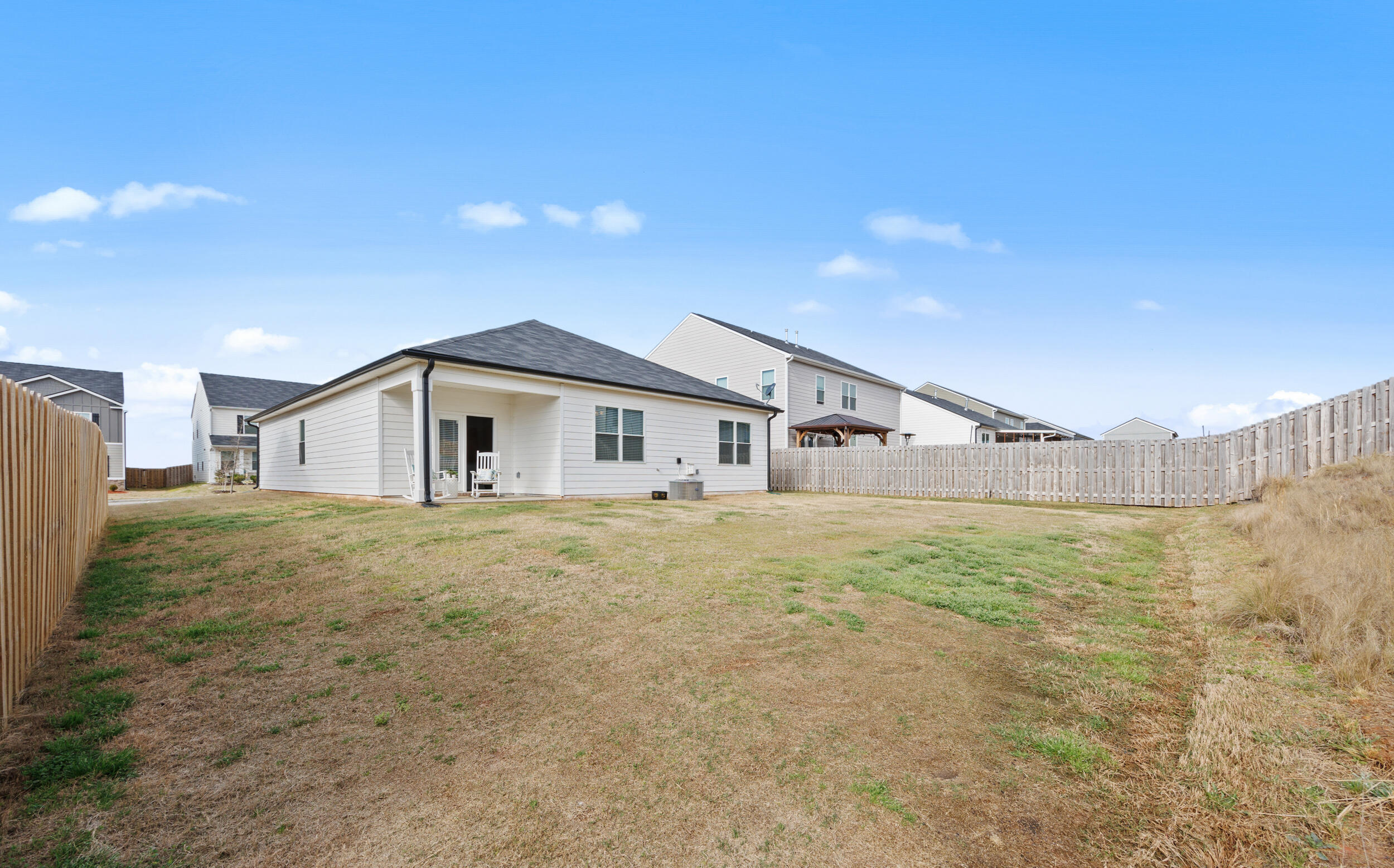 554 Lytham Drive Property Photo 40