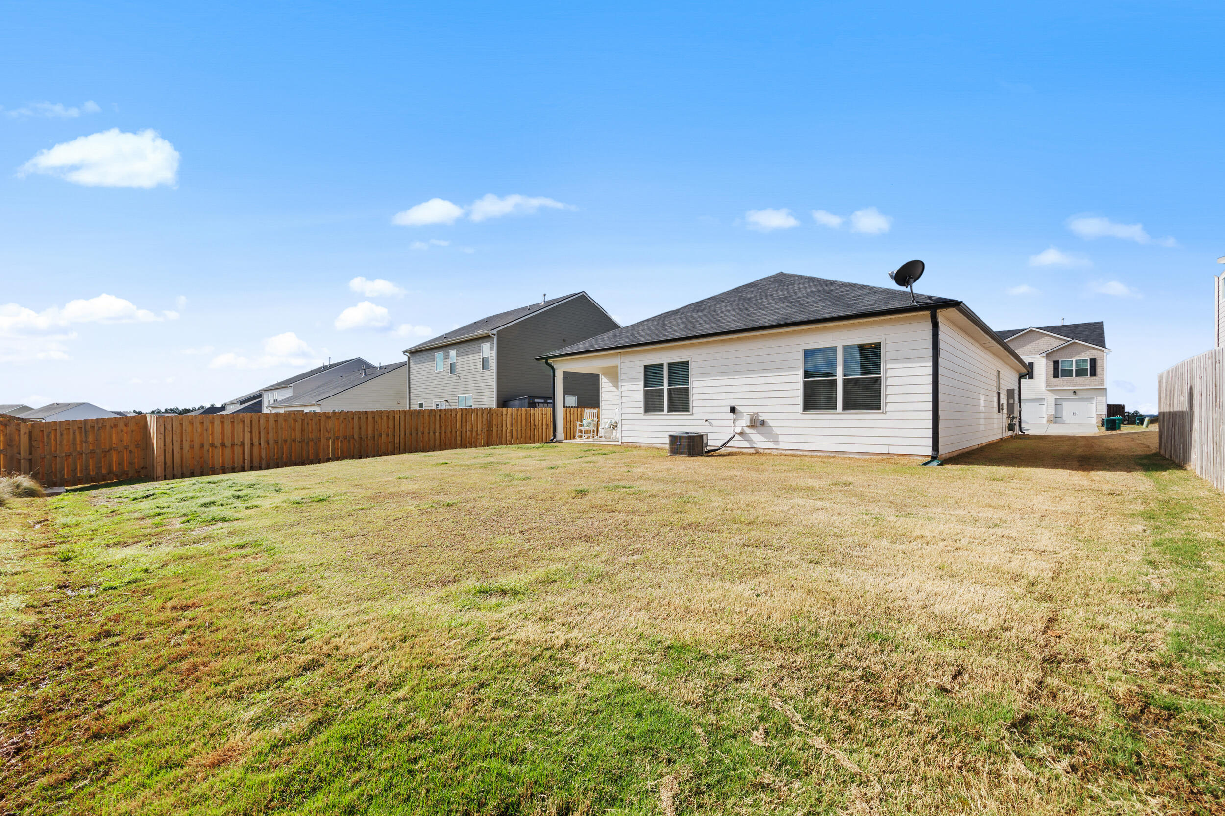 554 Lytham Drive Property Photo 41