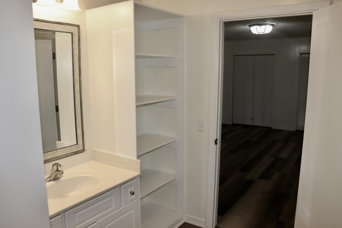 2165 Rosier Road Property Photo 37