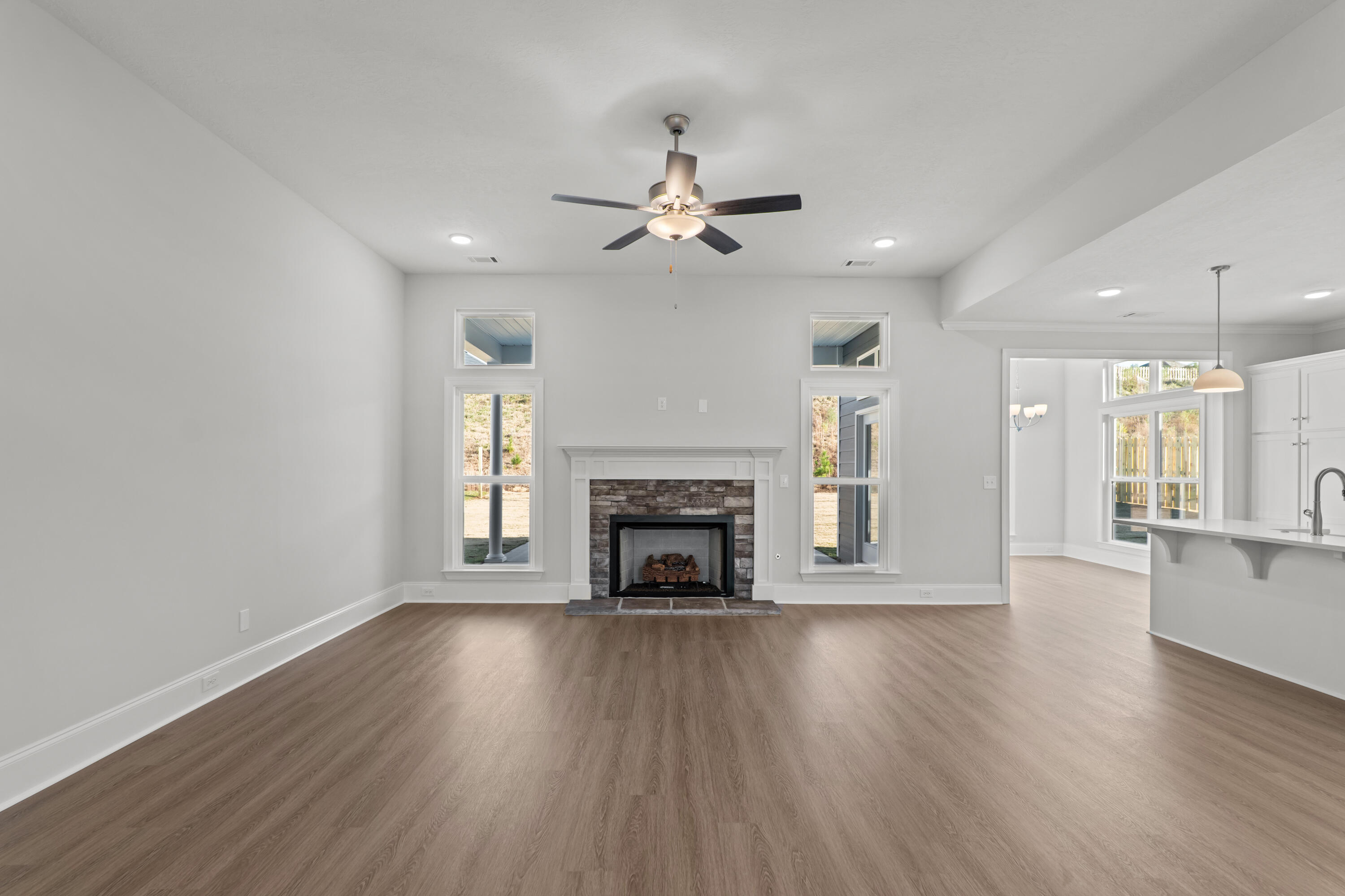 226 Dublin Loop Property Photo 14