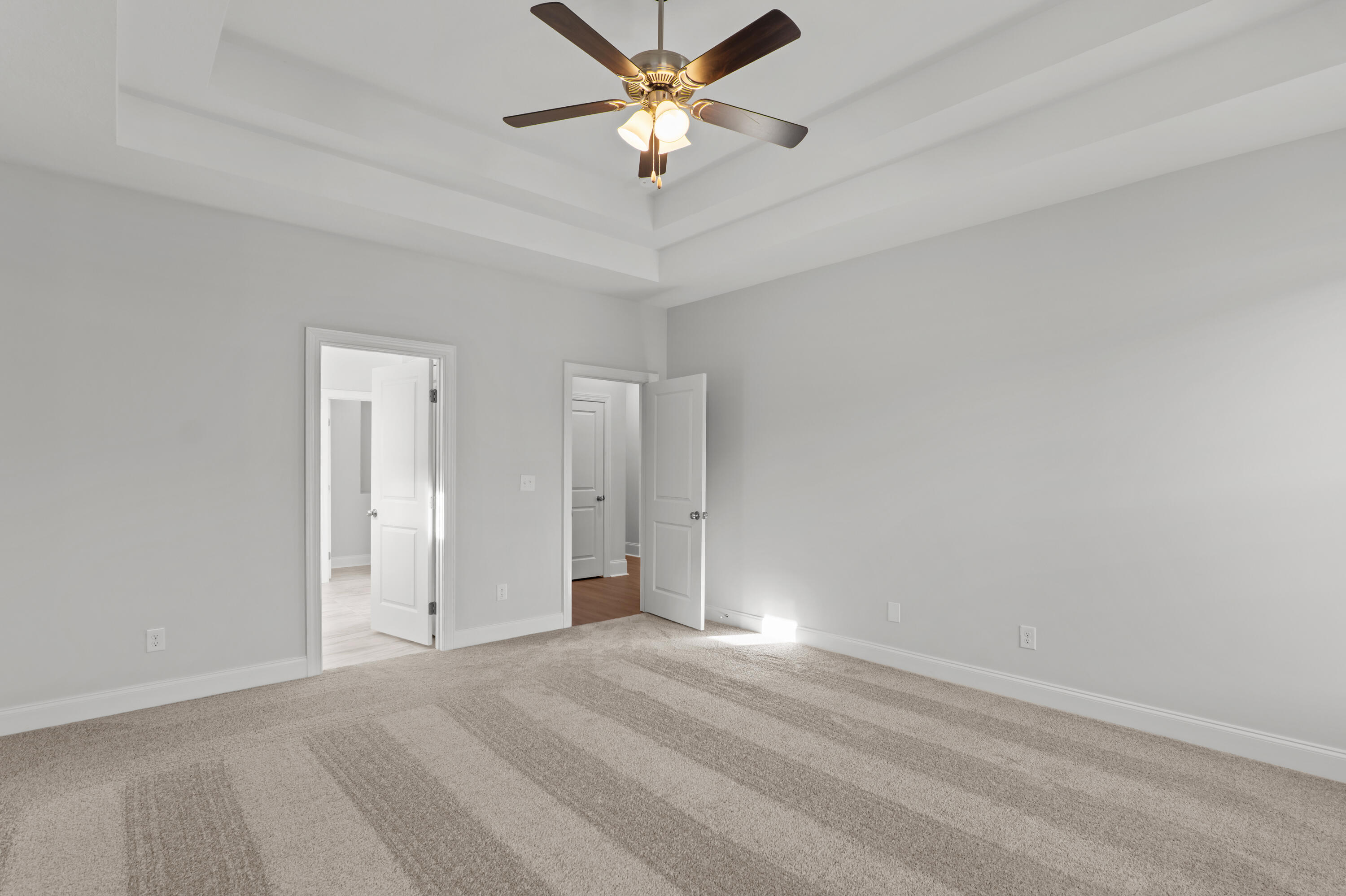 226 Dublin Loop Property Photo 18