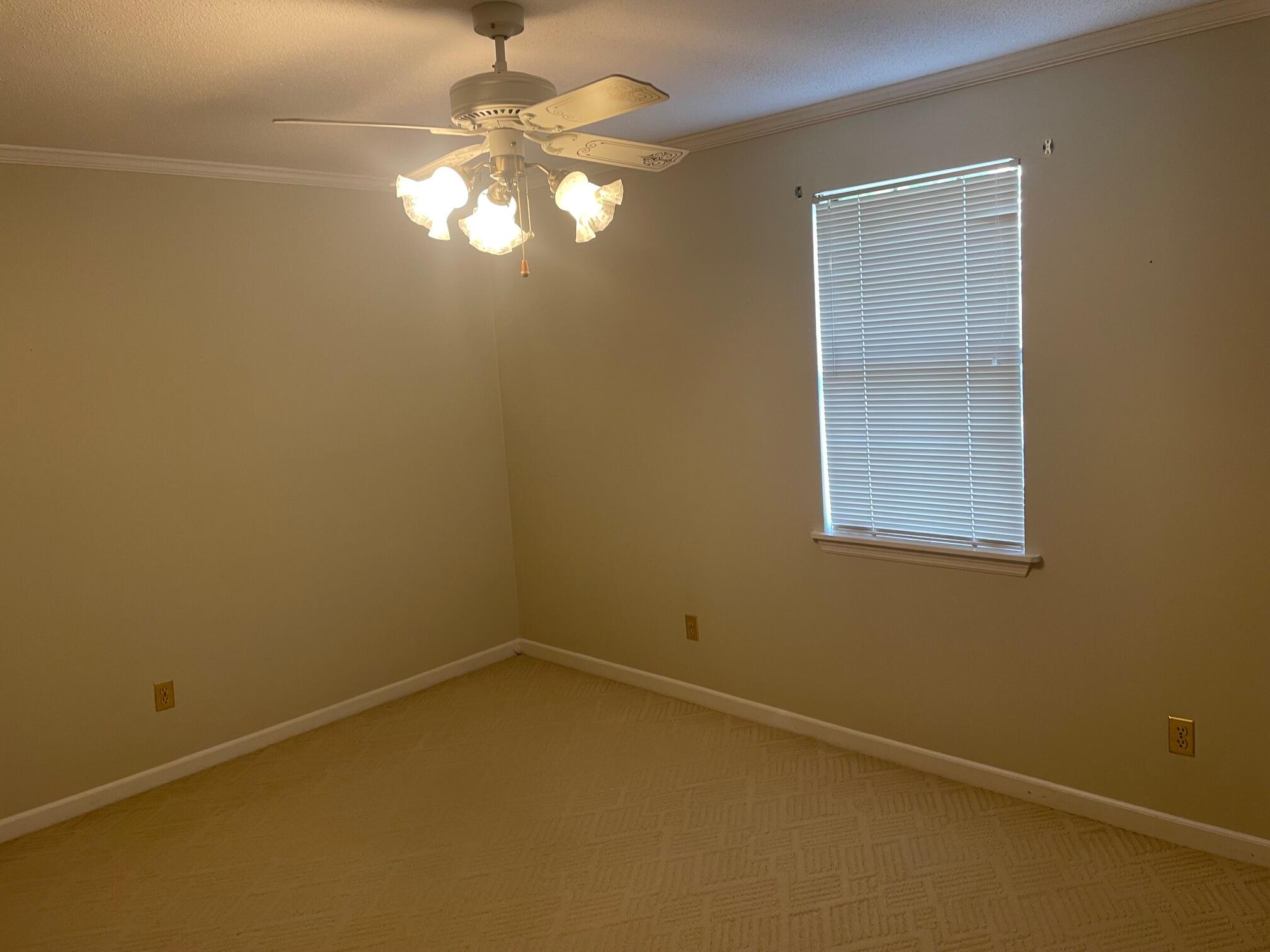 2944 Foxhall Circle Property Photo 20
