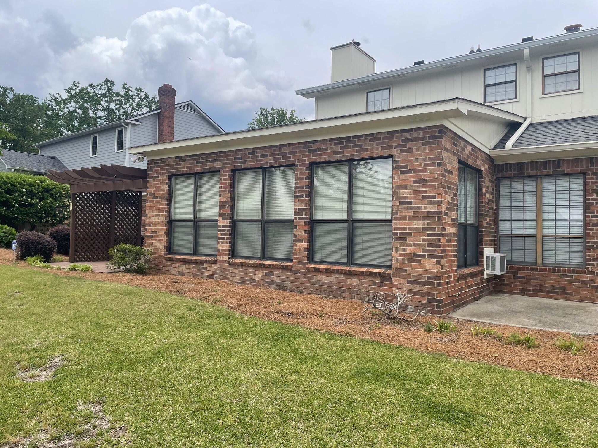 2944 Foxhall Circle Property Photo 25