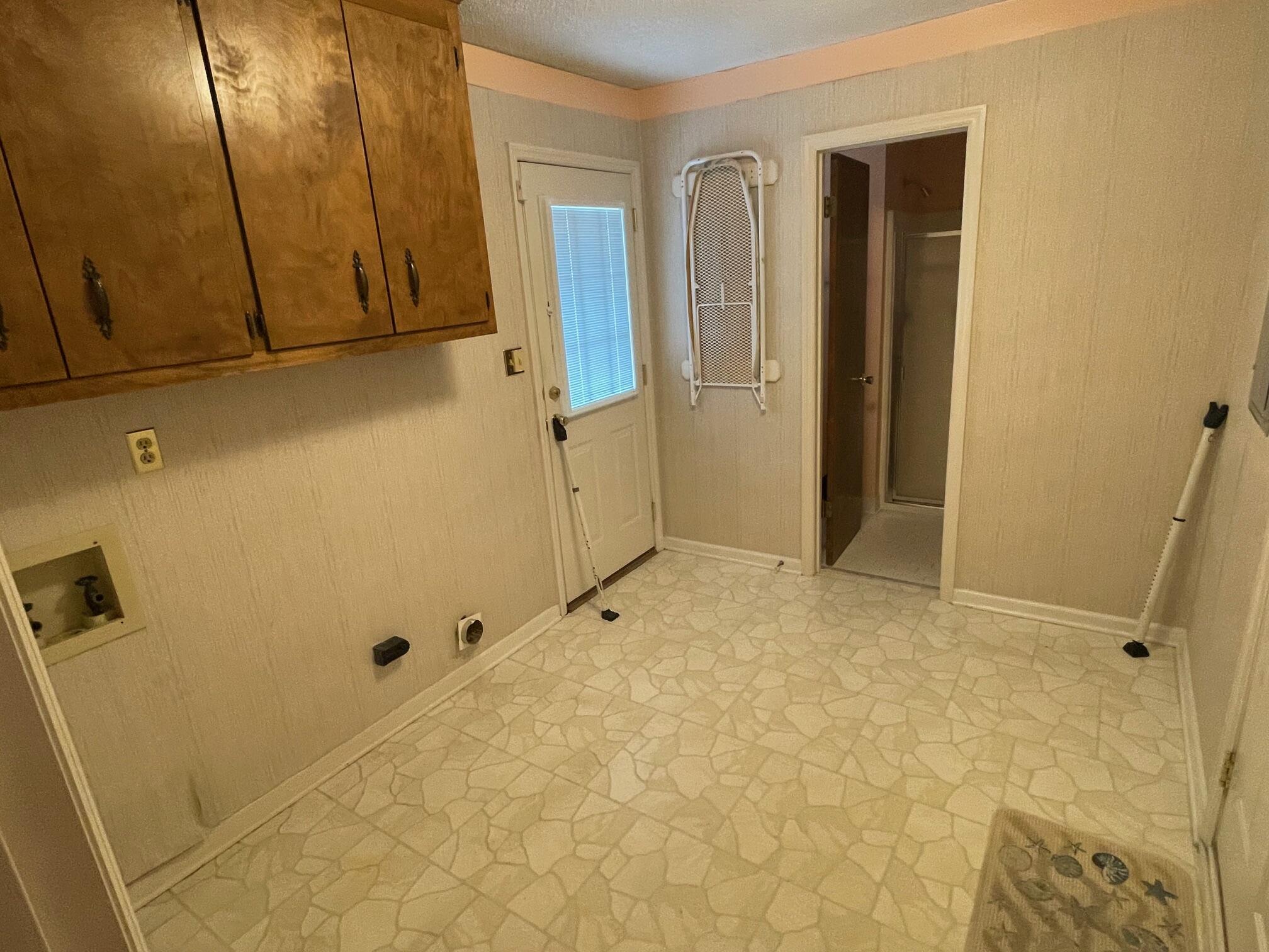 2944 Foxhall Circle Property Photo 27