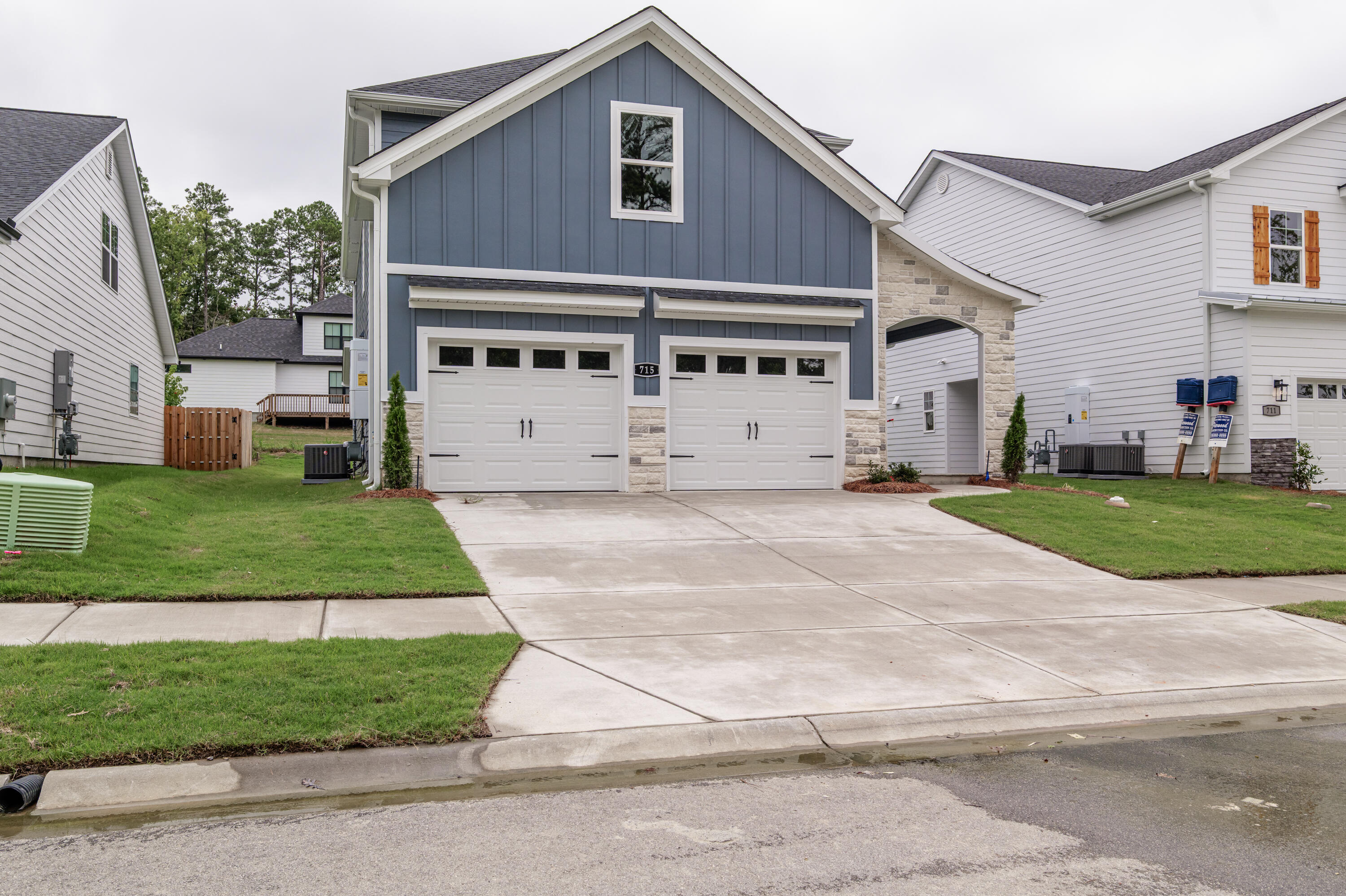 715 Ronaldsay Road Property Photo 7