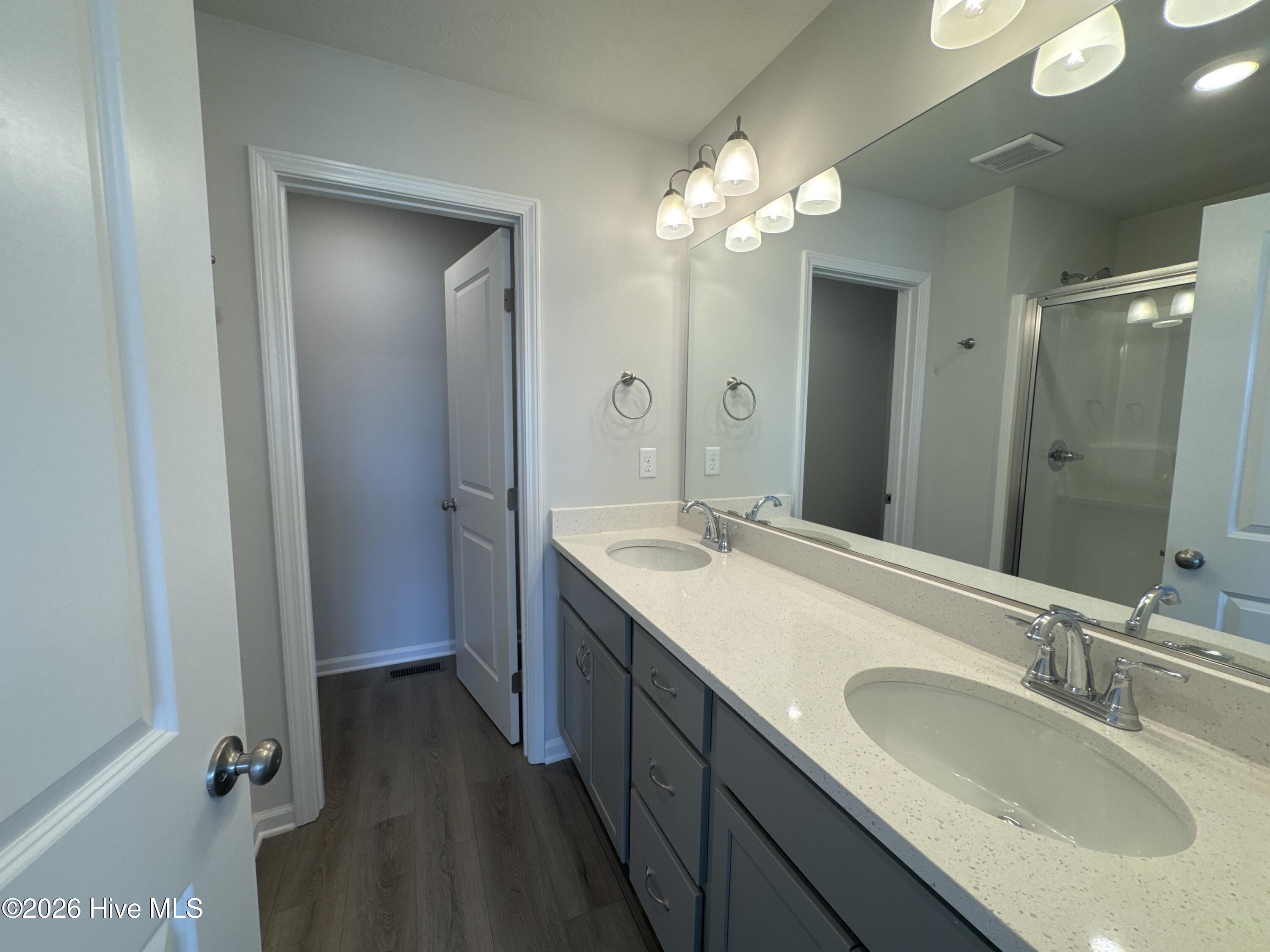 649 Hampton Drive 5d Property Photo 10