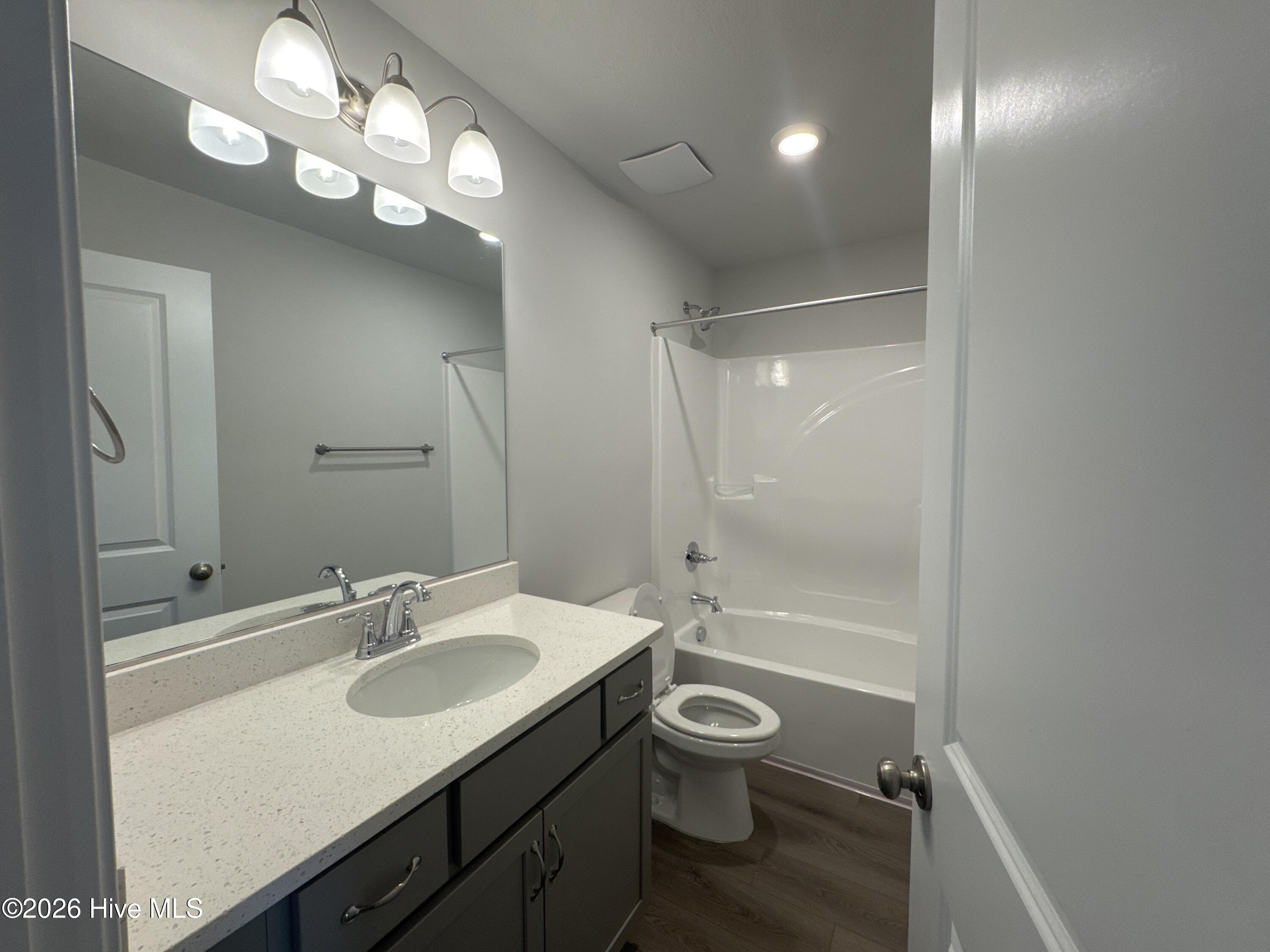 649 Hampton Drive 5d Property Photo 13