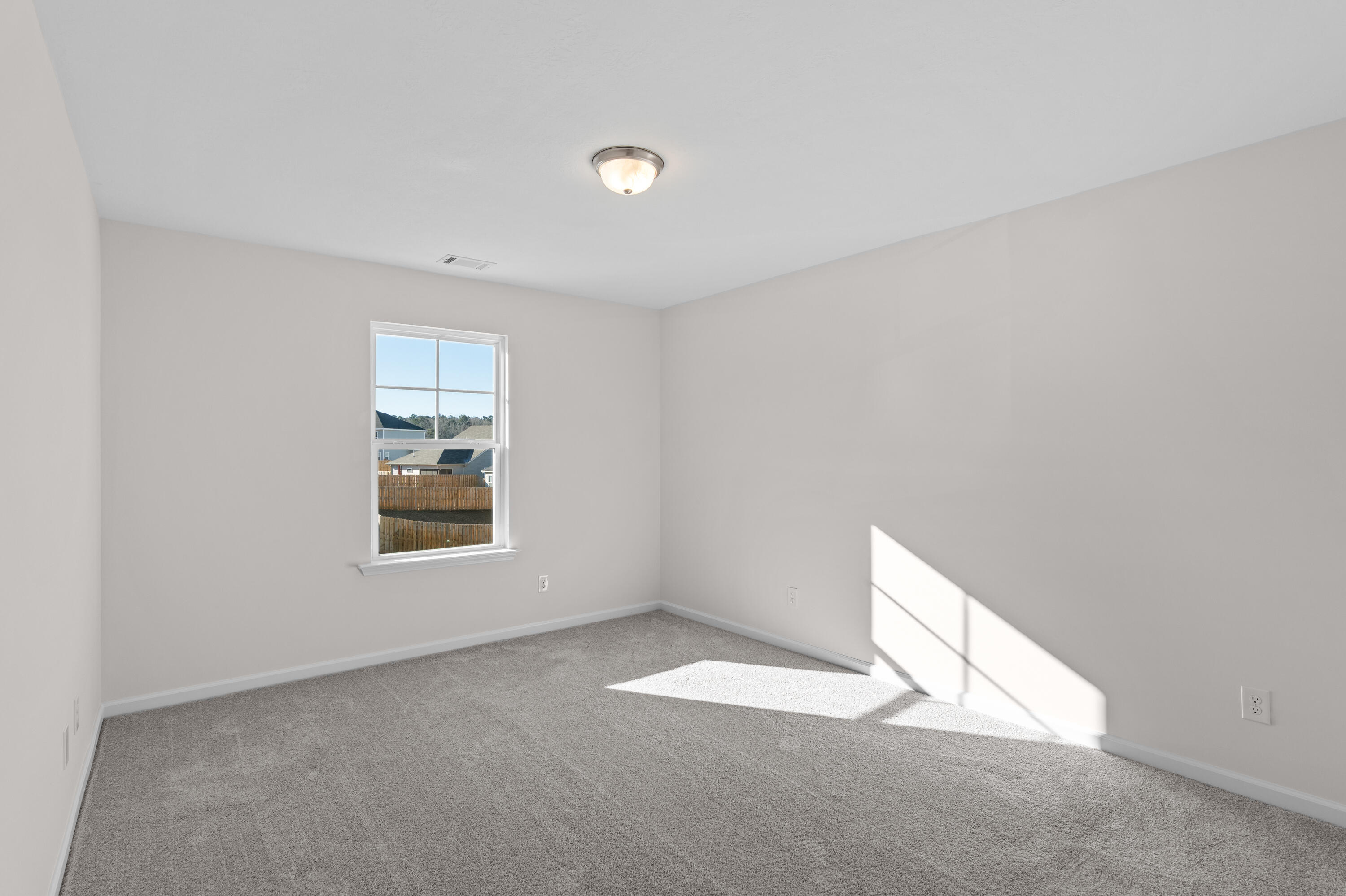 933 Holbrook Drive Property Photo 34