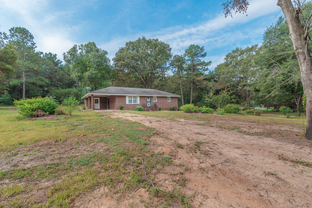 153 Campbell Circle Property Photo 4
