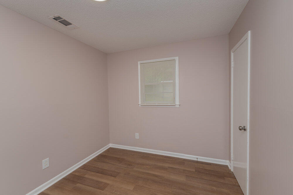 153 Campbell Circle Property Photo 17