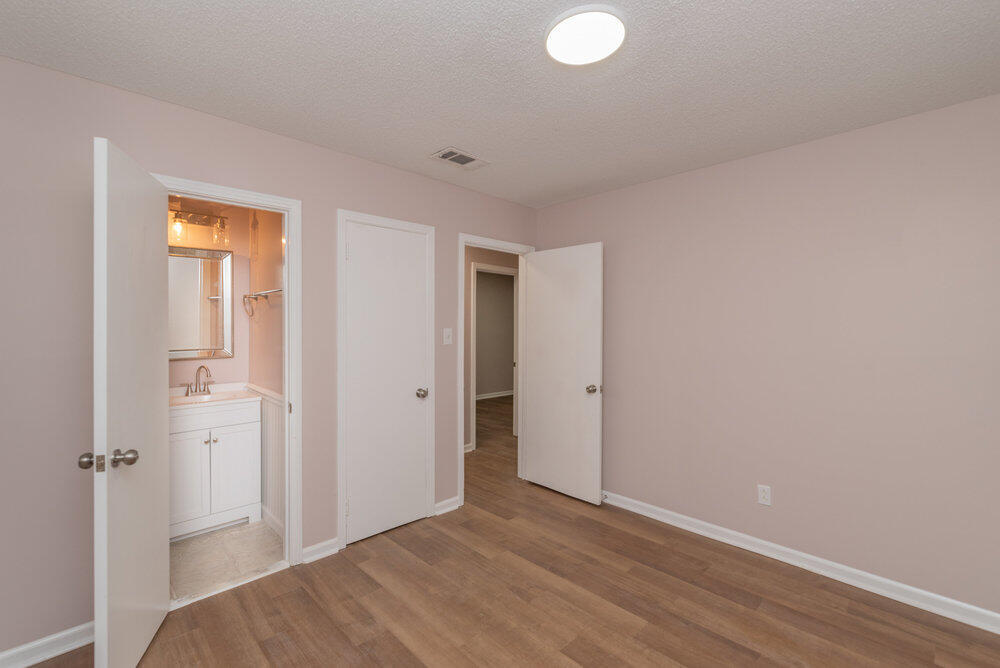 153 Campbell Circle Property Photo 20