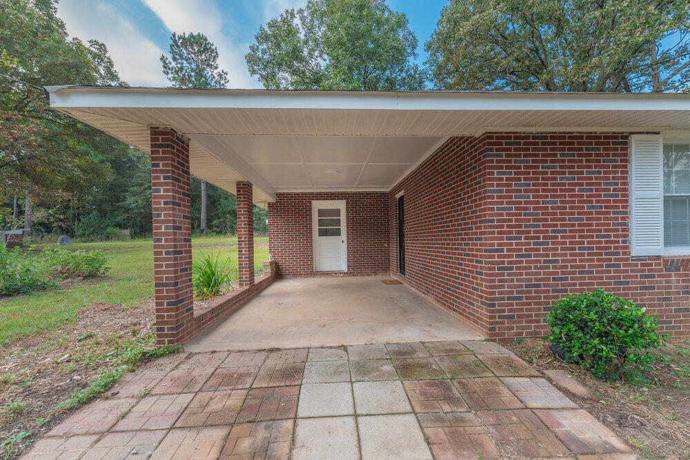 153 Campbell Circle Property Photo 23