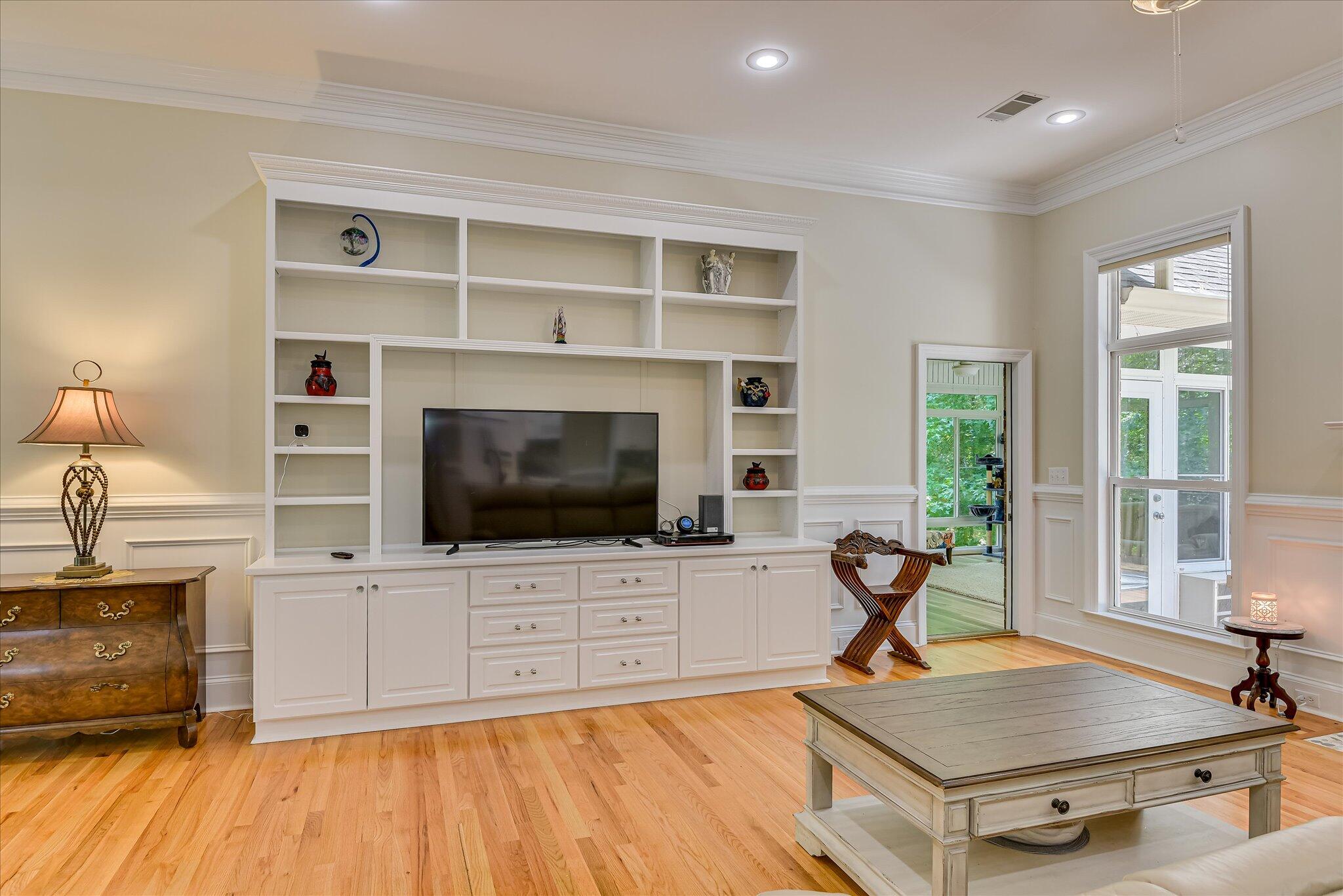 204 Chickadee Court Property Photo 9