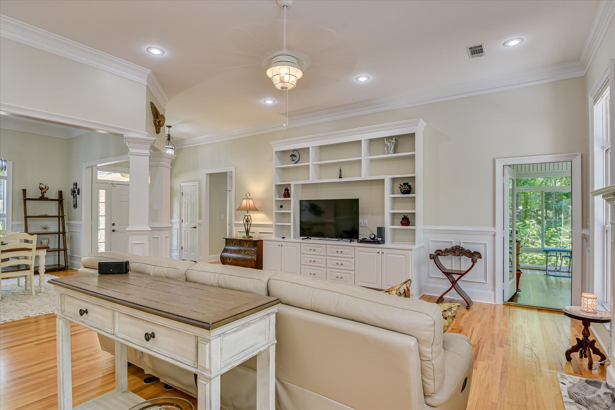 204 Chickadee Court Property Photo 10