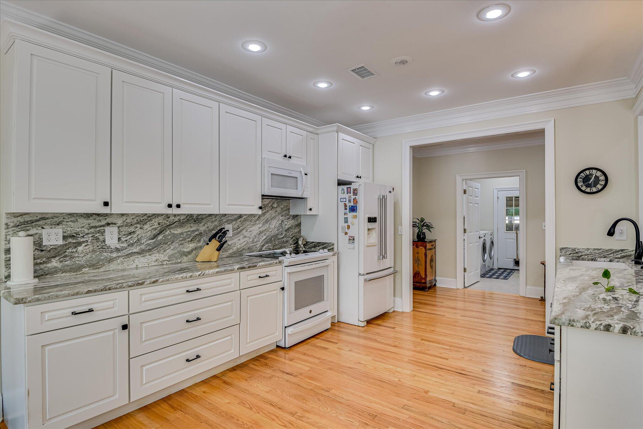 204 Chickadee Court Property Photo 19