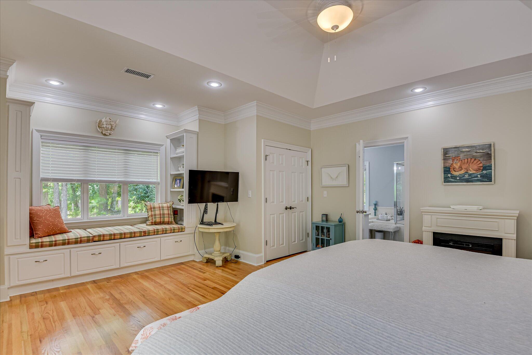 204 Chickadee Court Property Photo 27