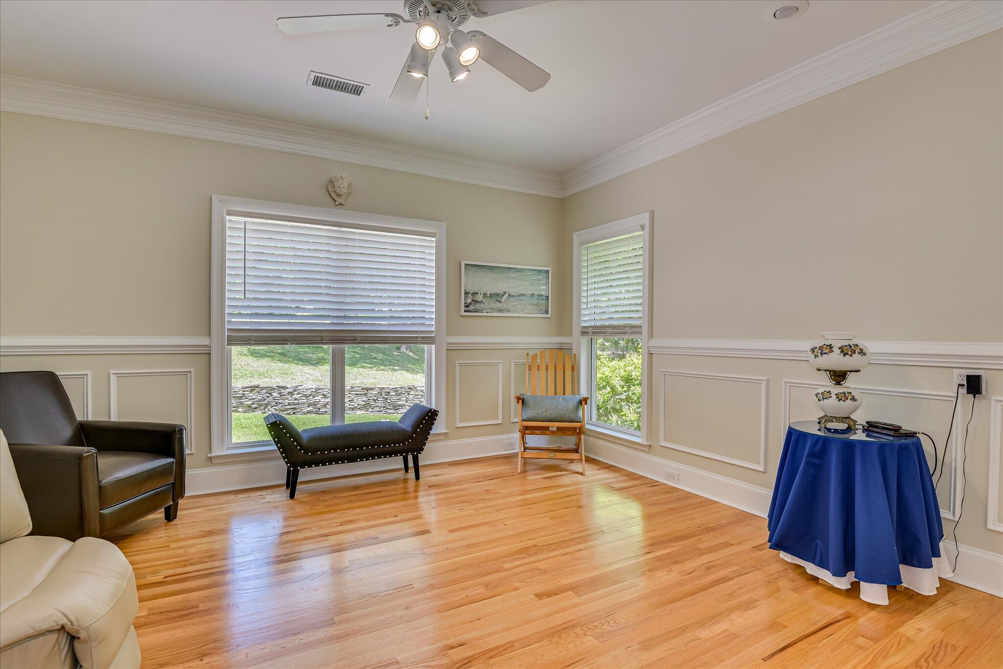 204 Chickadee Court Property Photo 34