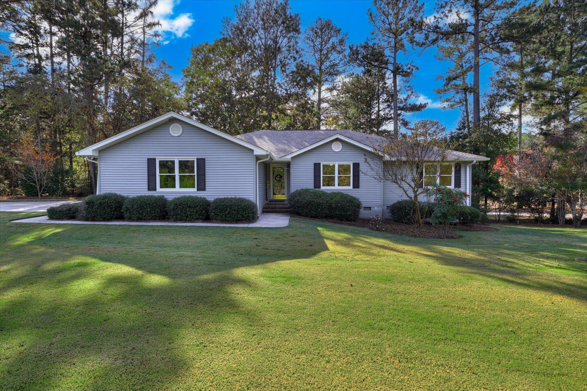 301 Misty Cove Property Photo 3