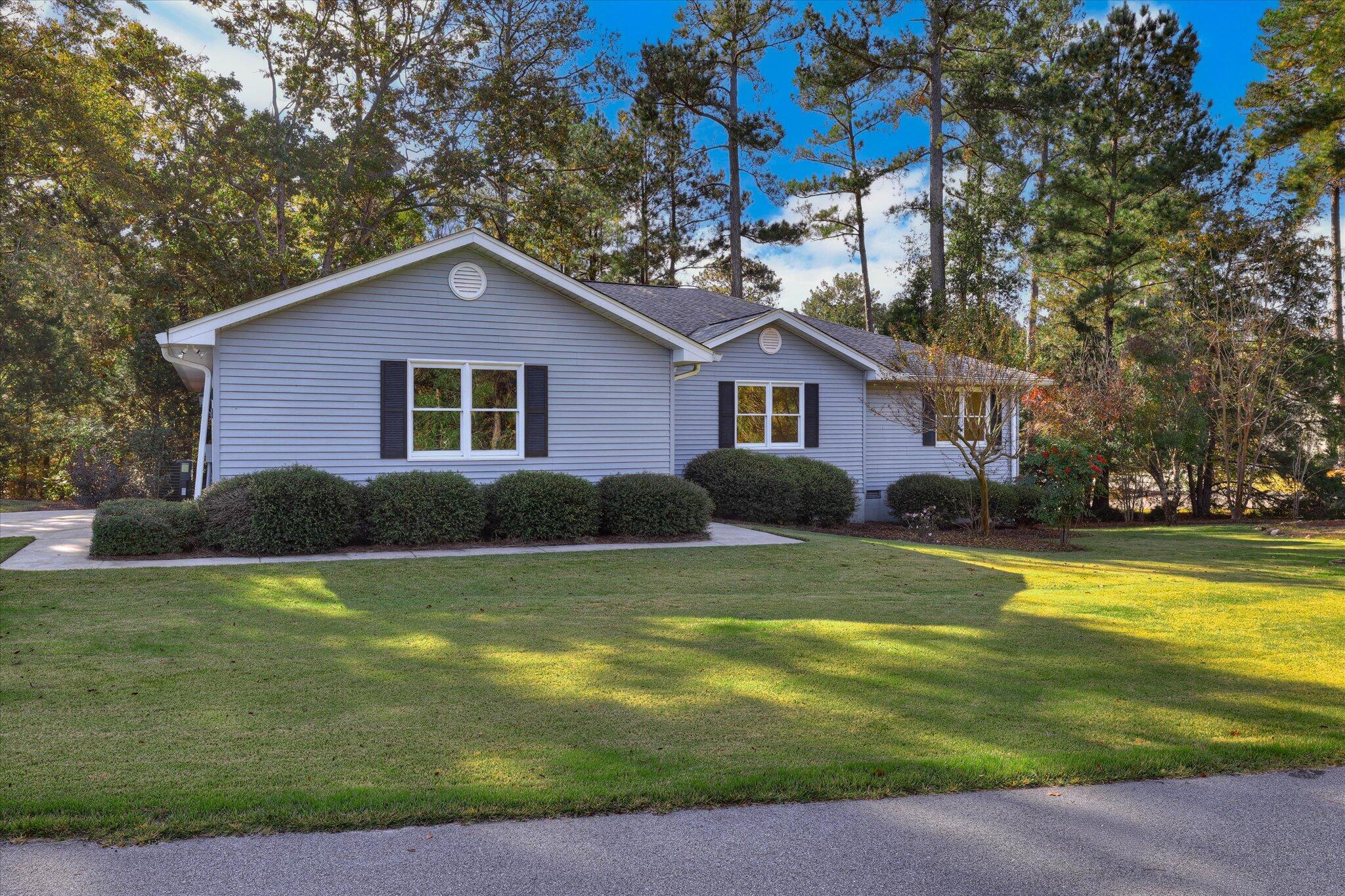 301 Misty Cove Property Photo 4