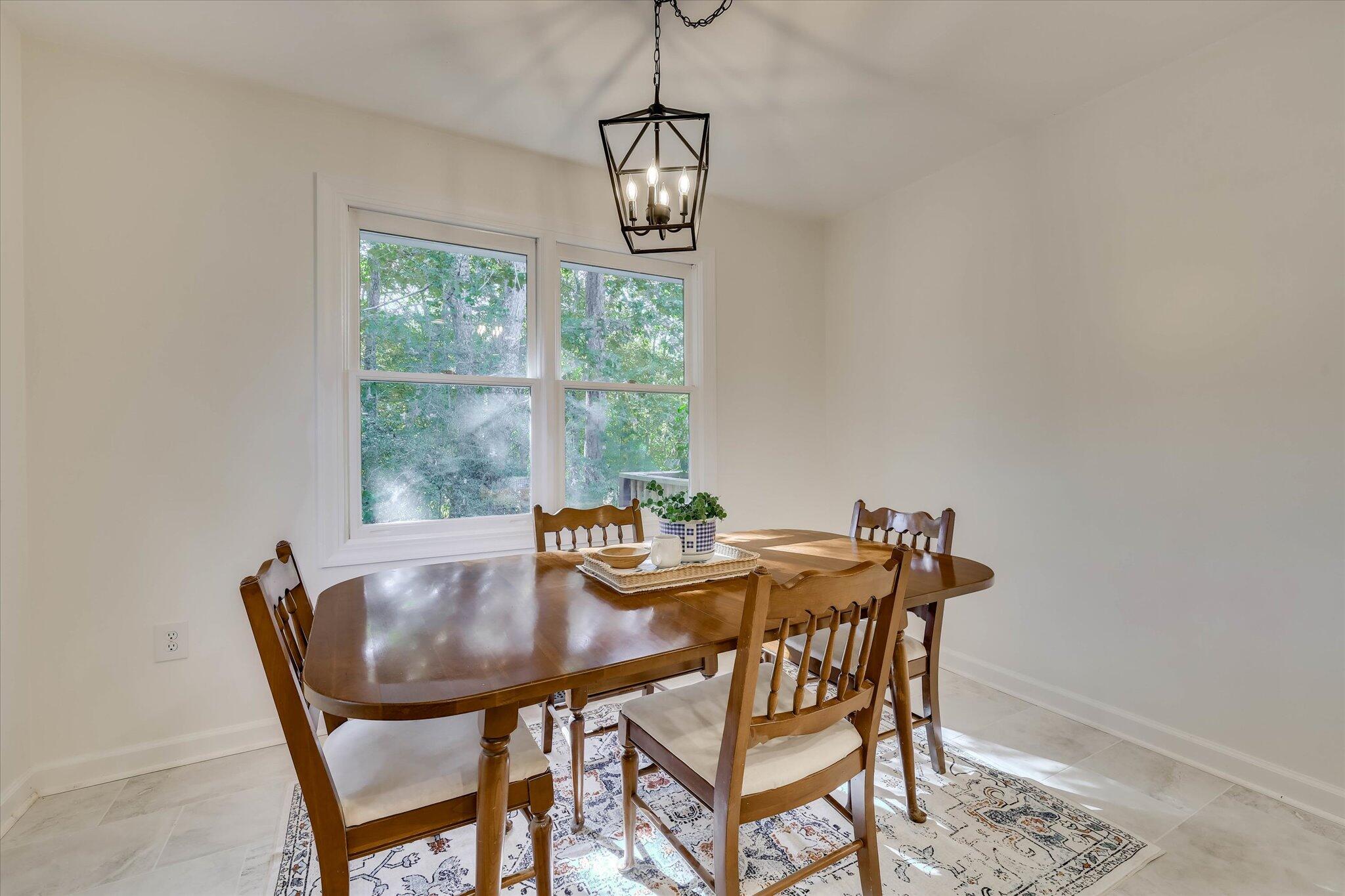301 Misty Cove Property Photo 17
